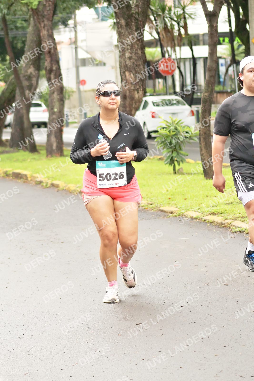 Foto del MEDIO MARATÓN ATLAS en Av. Patria, frente al Parque El Polvorín, Zapopan a las 08:55 · dorsal 5026