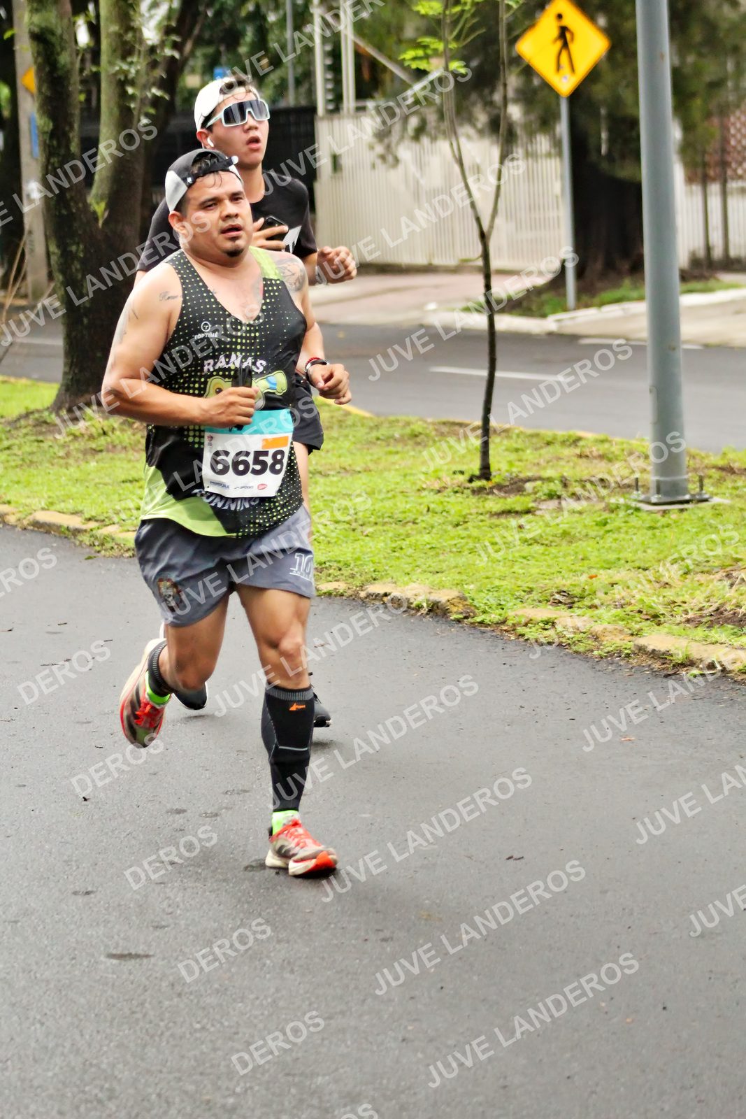 Foto del MEDIO MARATÓN ATLAS en Av. Patria, frente al Parque El Polvorín, Zapopan a las 08:14 · dorsal 6658, 10