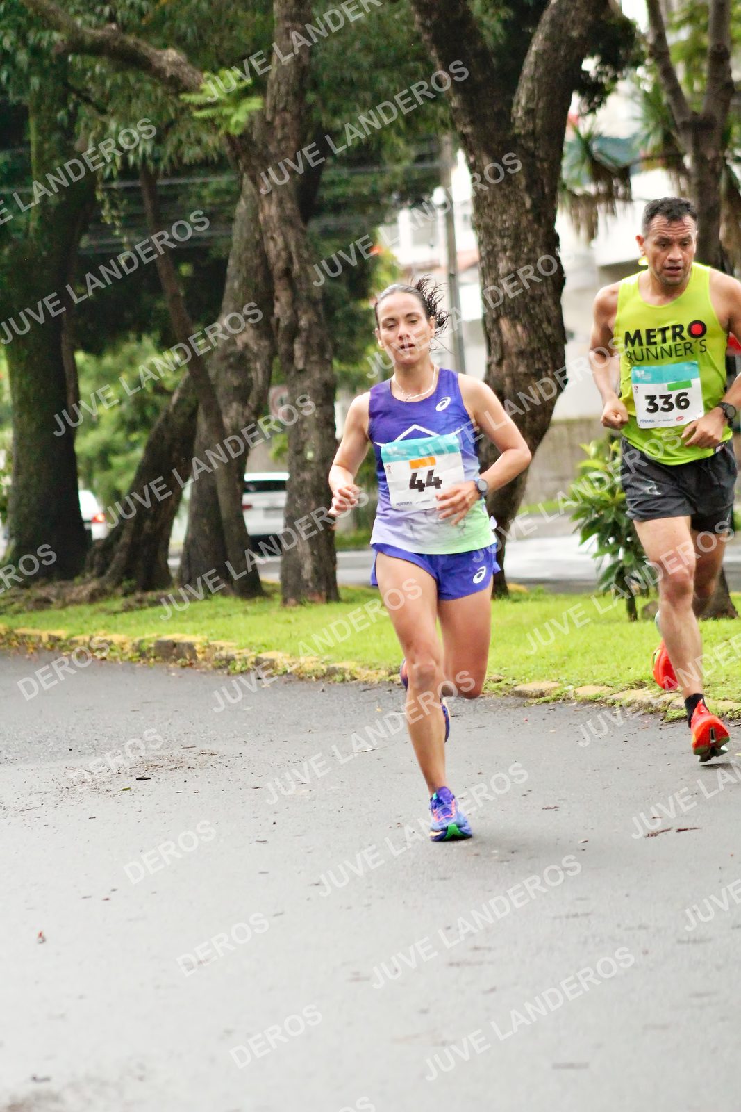 Foto del MEDIO MARATÓN ATLAS en Av. Patria, frente al Parque El Polvorín, Zapopan a las 08:04 · dorsal 336, 44
