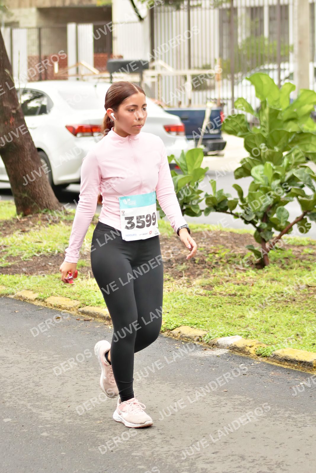 Foto del MEDIO MARATÓN ATLAS en Av. Patria, frente al Parque El Polvorín, Zapopan a las 08:58 · dorsal 3599