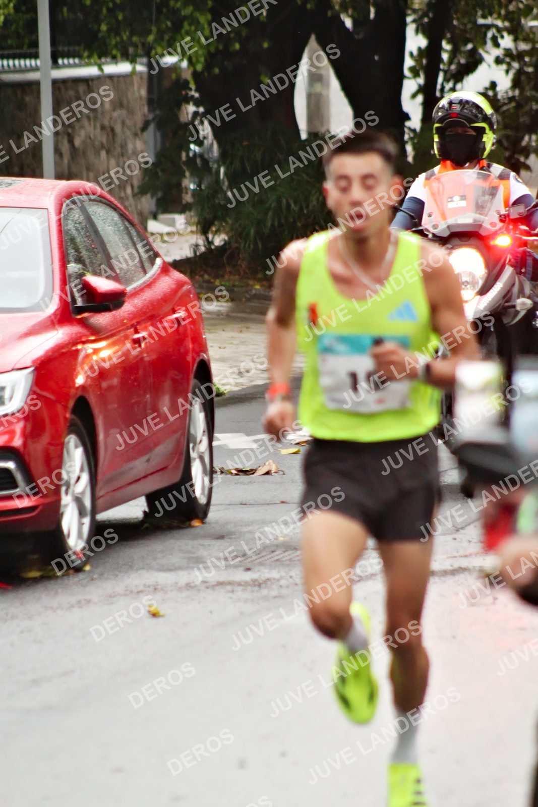 Foto del MEDIO MARATÓN ATLAS en Av. Patria, frente al Parque El Polvorín, Zapopan a las 07:51 · dorsal 19