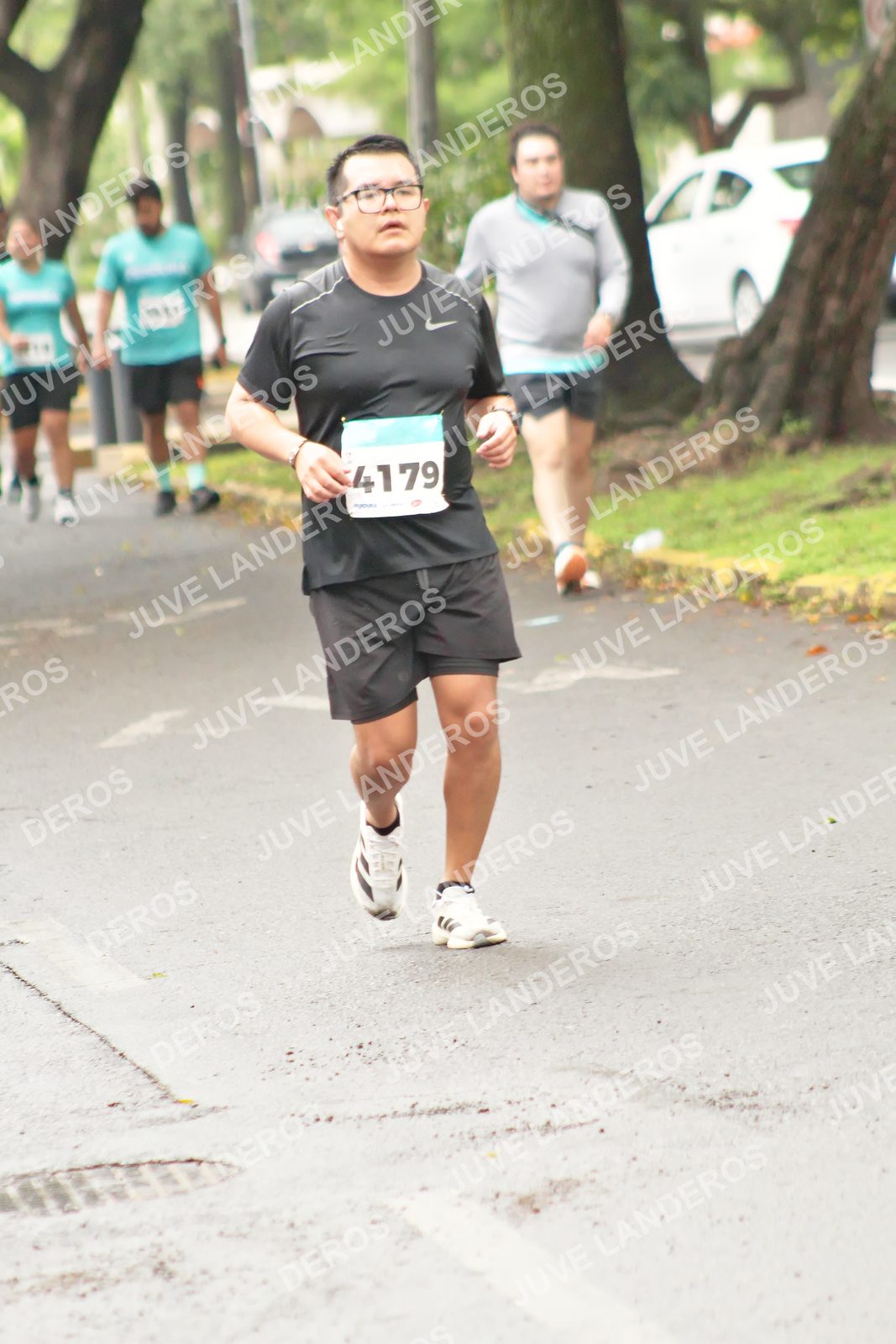 Foto del MEDIO MARATÓN ATLAS en Av. Patria, frente al Parque El Polvorín, Zapopan a las 08:56 · dorsal 4179