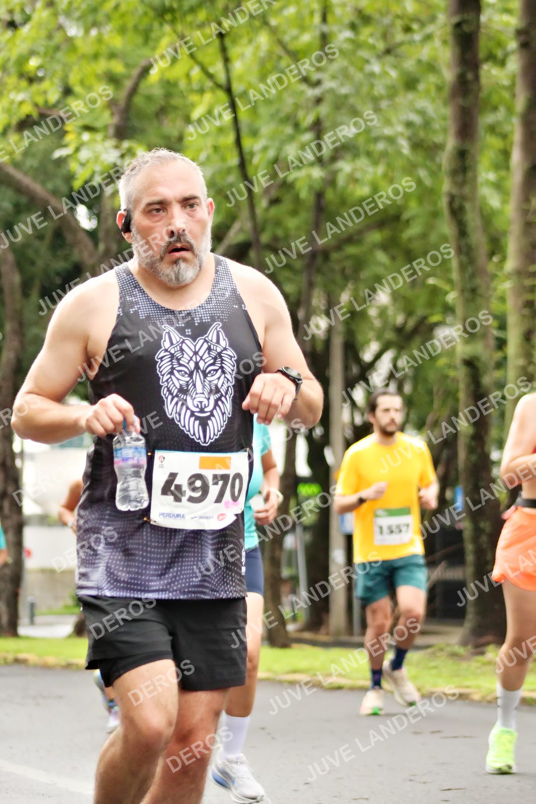 Foto del MEDIO MARATÓN ATLAS en Av. Patria, frente al Parque El Polvorín, Zapopan a las 08:39 · dorsal 1557