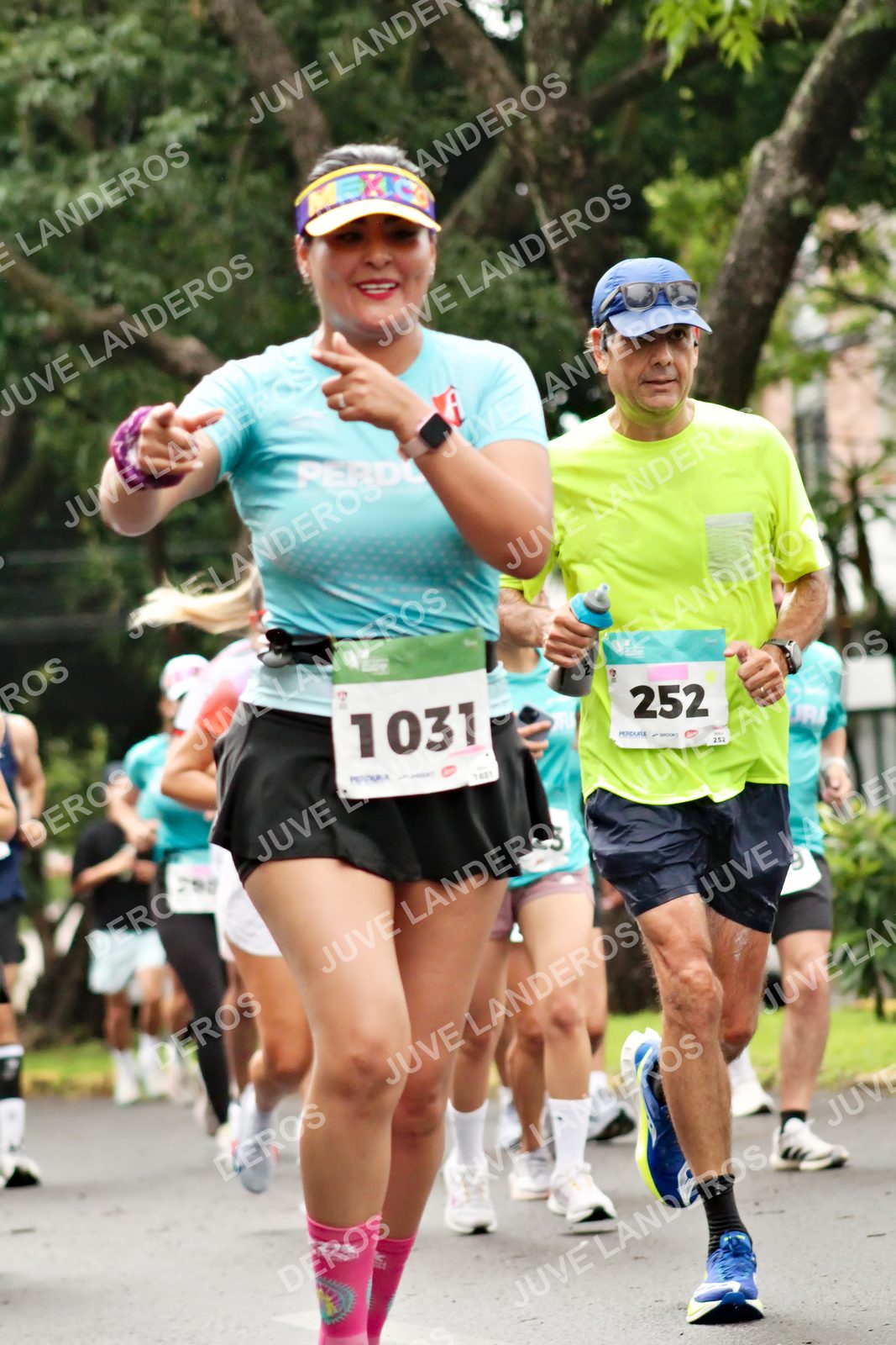 Foto del MEDIO MARATÓN ATLAS en Av. Patria, frente al Parque El Polvorín, Zapopan a las 08:26 · dorsal 252, 1031