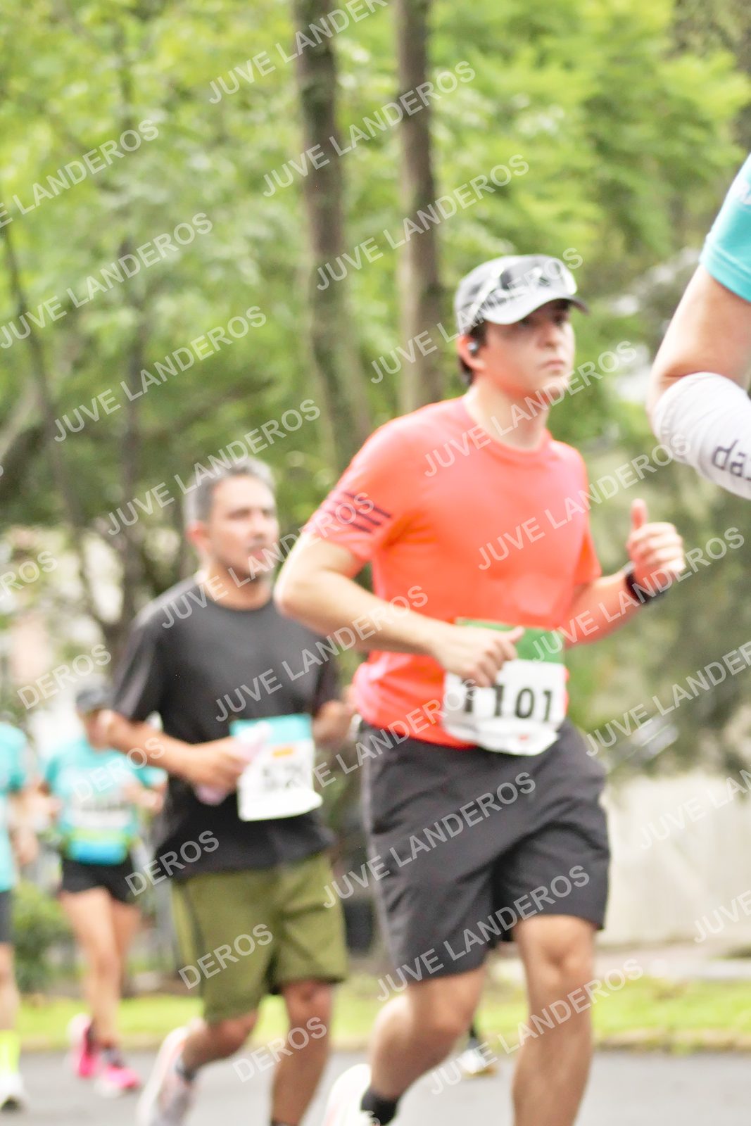 Foto del MEDIO MARATÓN ATLAS en Av. Patria, frente al Parque El Polvorín, Zapopan a las 08:40