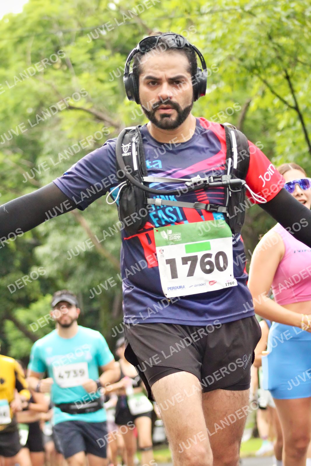 Foto del MEDIO MARATÓN ATLAS en Av. Patria, frente al Parque El Polvorín, Zapopan a las 08:34 · dorsal 1760, 4739