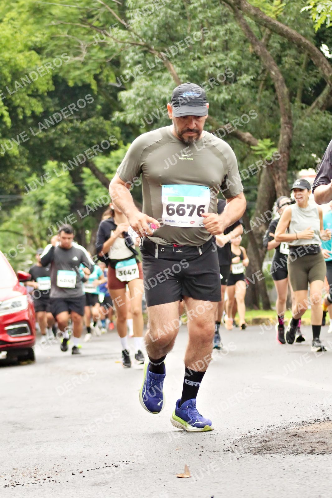 Foto del MEDIO MARATÓN ATLAS en Av. Patria, frente al Parque El Polvorín, Zapopan a las 08:40 · dorsal 6676, 3047