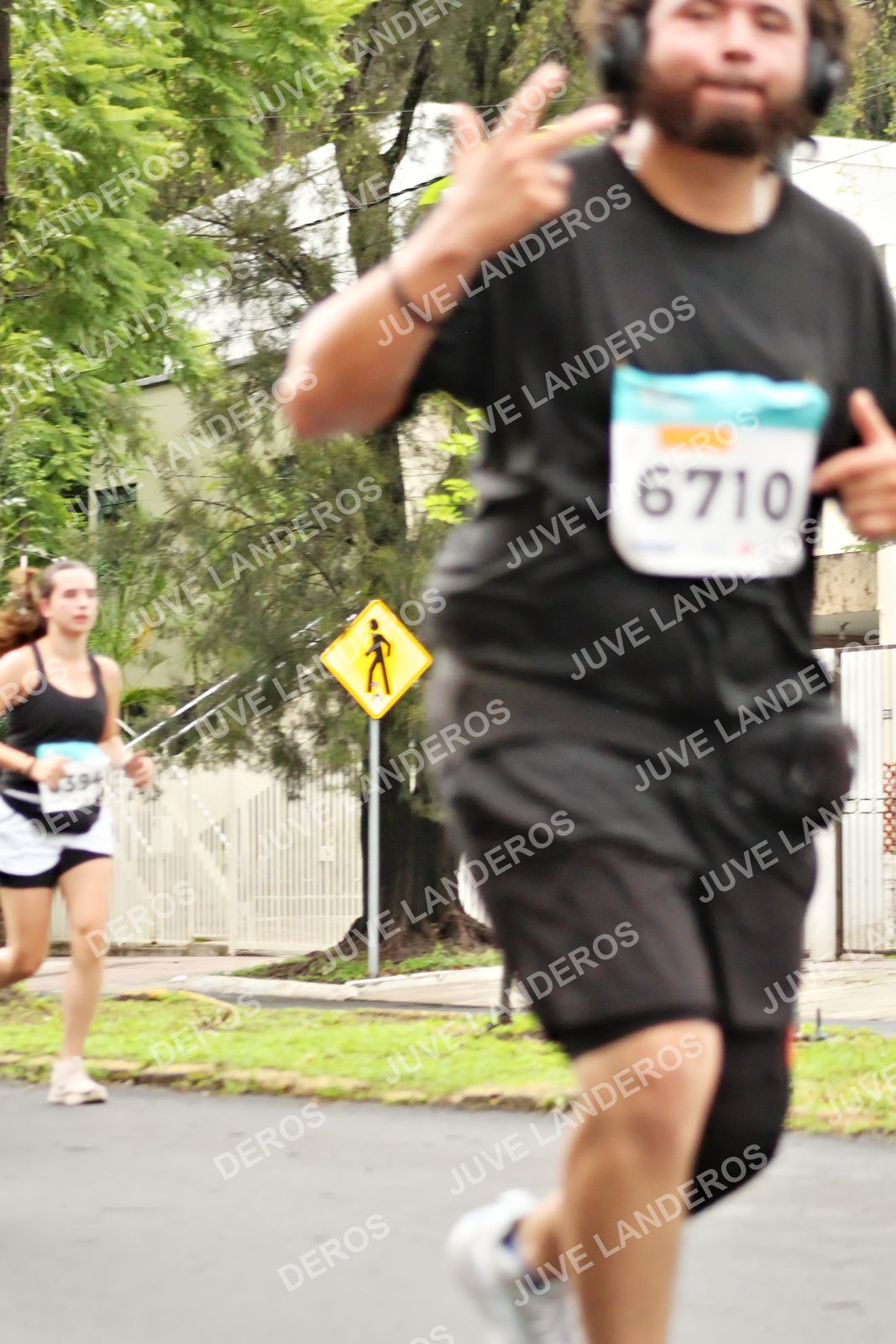Foto del MEDIO MARATÓN ATLAS en Av. Patria, frente al Parque El Polvorín, Zapopan a las 08:39 · dorsal 6710