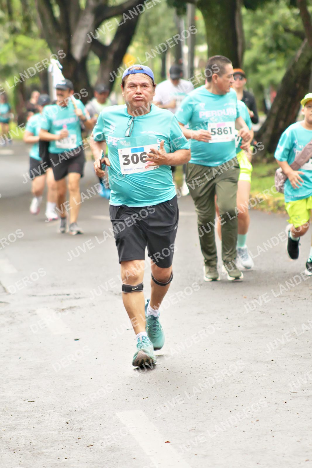 Foto del MEDIO MARATÓN ATLAS en Av. Patria, frente al Parque El Polvorín, Zapopan a las 09:01 · dorsal 5861, 306