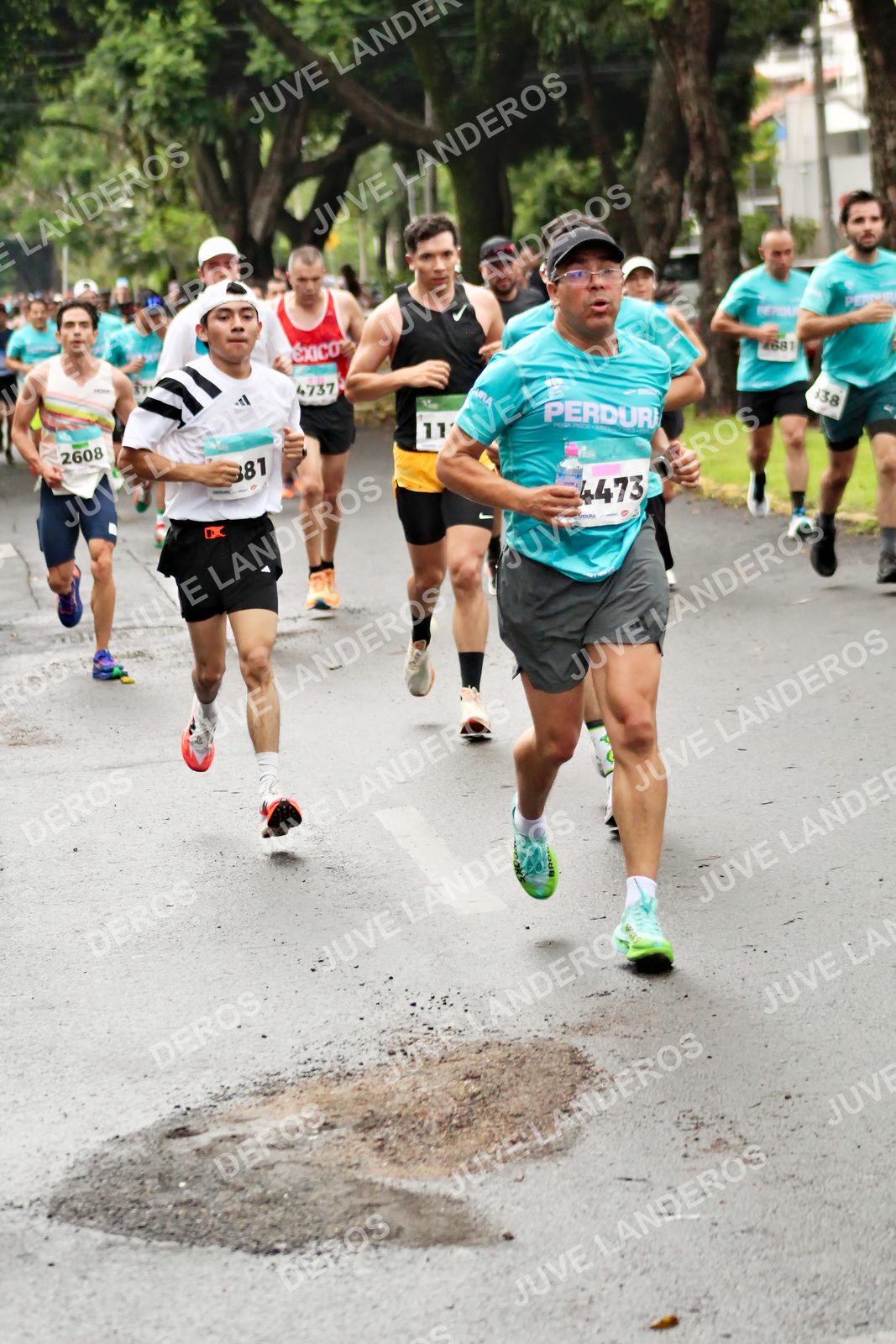 Foto del MEDIO MARATÓN ATLAS en Av. Patria, frente al Parque El Polvorín, Zapopan a las 08:15 · dorsal 4473, 2608, 4737, 11