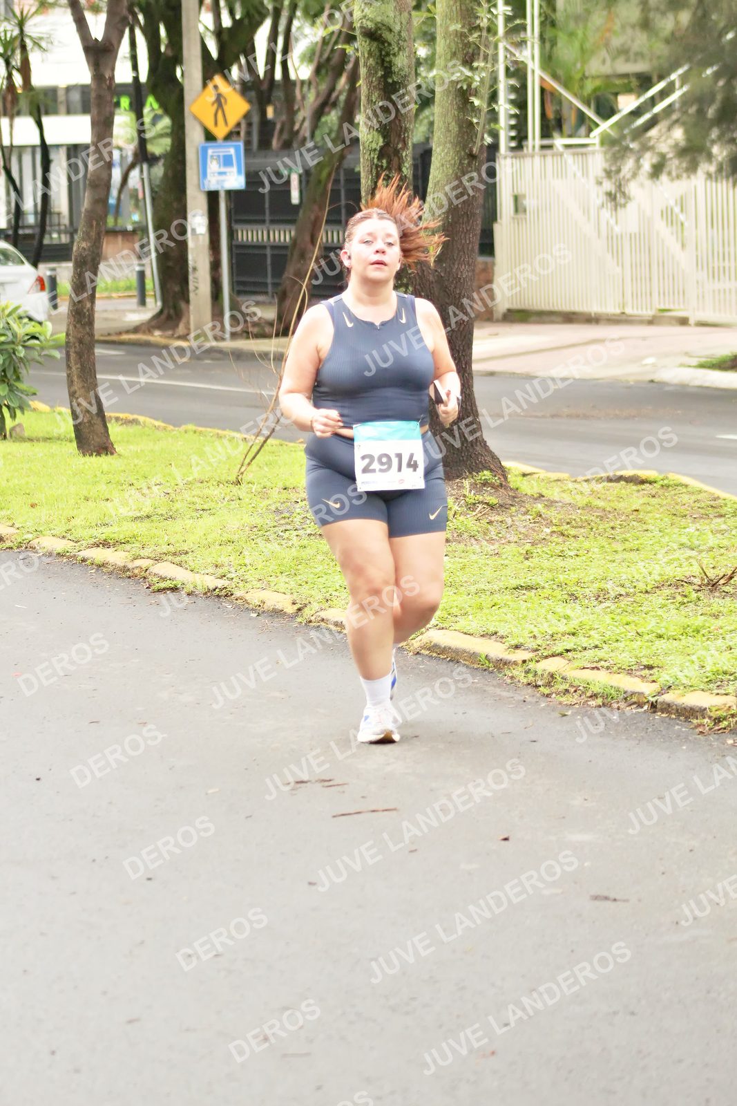 Foto del MEDIO MARATÓN ATLAS en Av. Patria, frente al Parque El Polvorín, Zapopan a las 08:56 · dorsal 2914