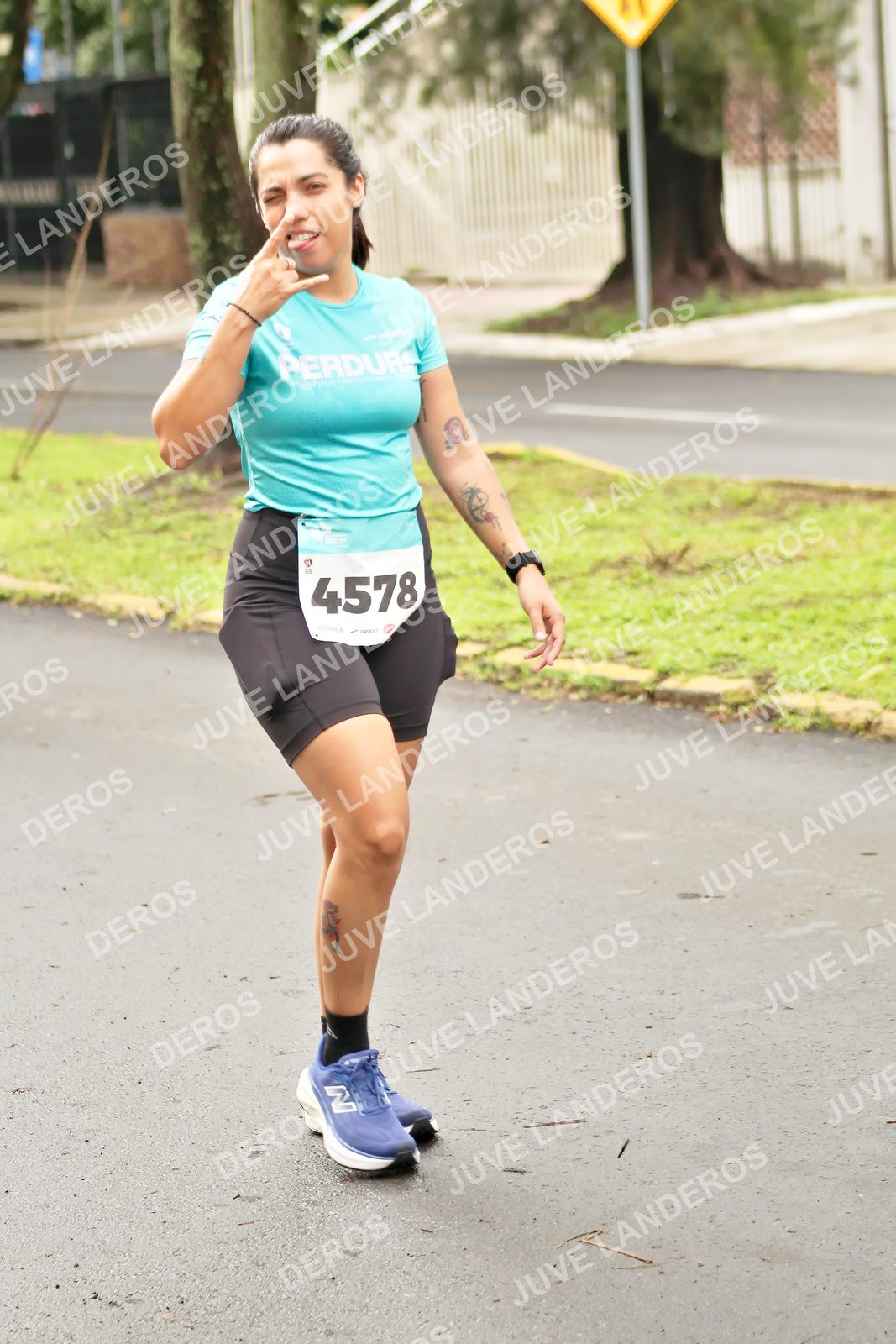 Foto del MEDIO MARATÓN ATLAS en Av. Patria, frente al Parque El Polvorín, Zapopan a las 08:54 · dorsal 4578
