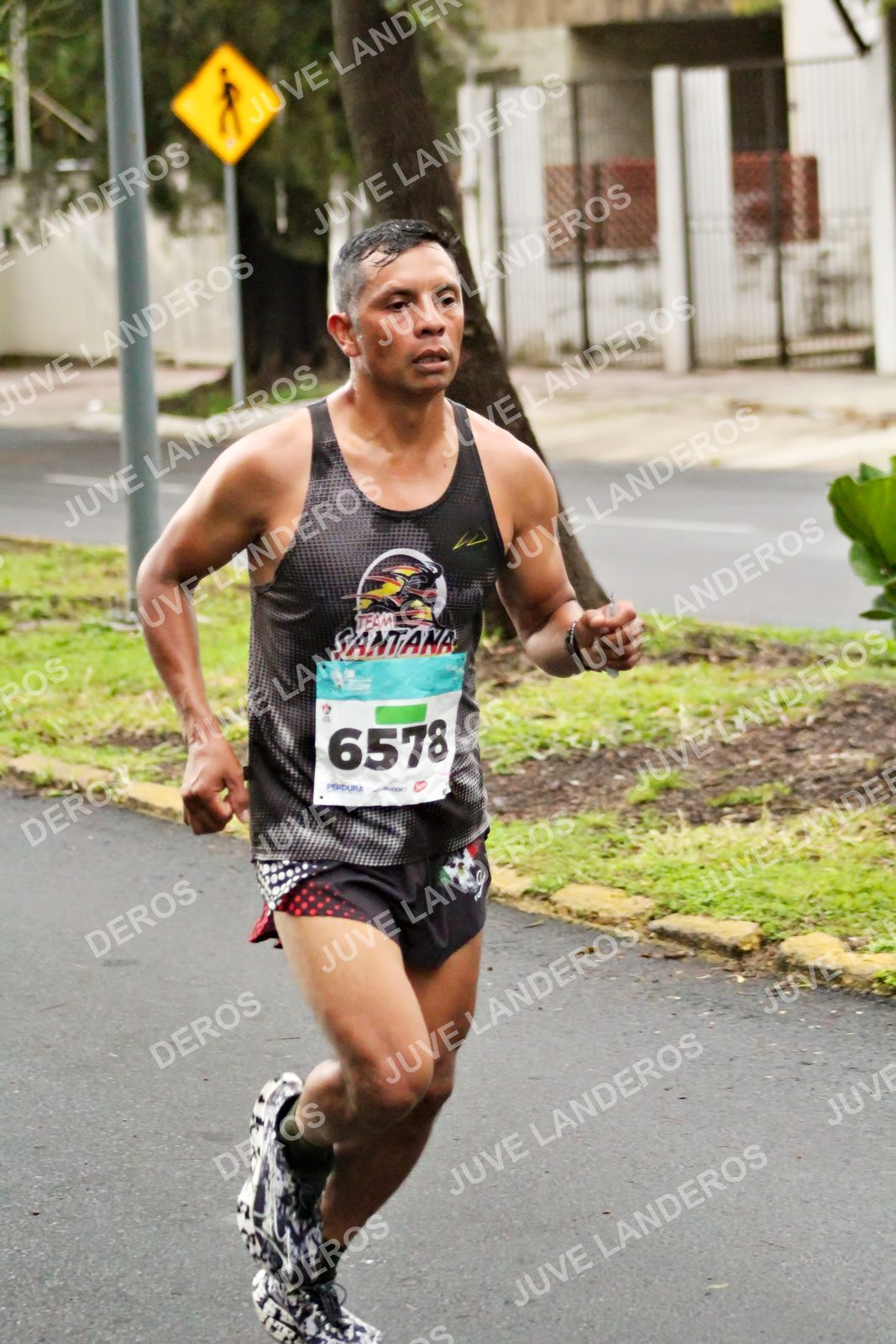 Foto del MEDIO MARATÓN ATLAS en Av. Patria, frente al Parque El Polvorín, Zapopan a las 07:57 · dorsal 6578