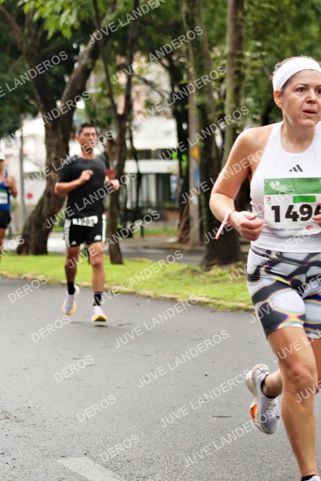 Foto del MEDIO MARATÓN ATLAS en Av. Patria, frente al Parque El Polvorín, Zapopan a las 08:13 · dorsal 149, 4