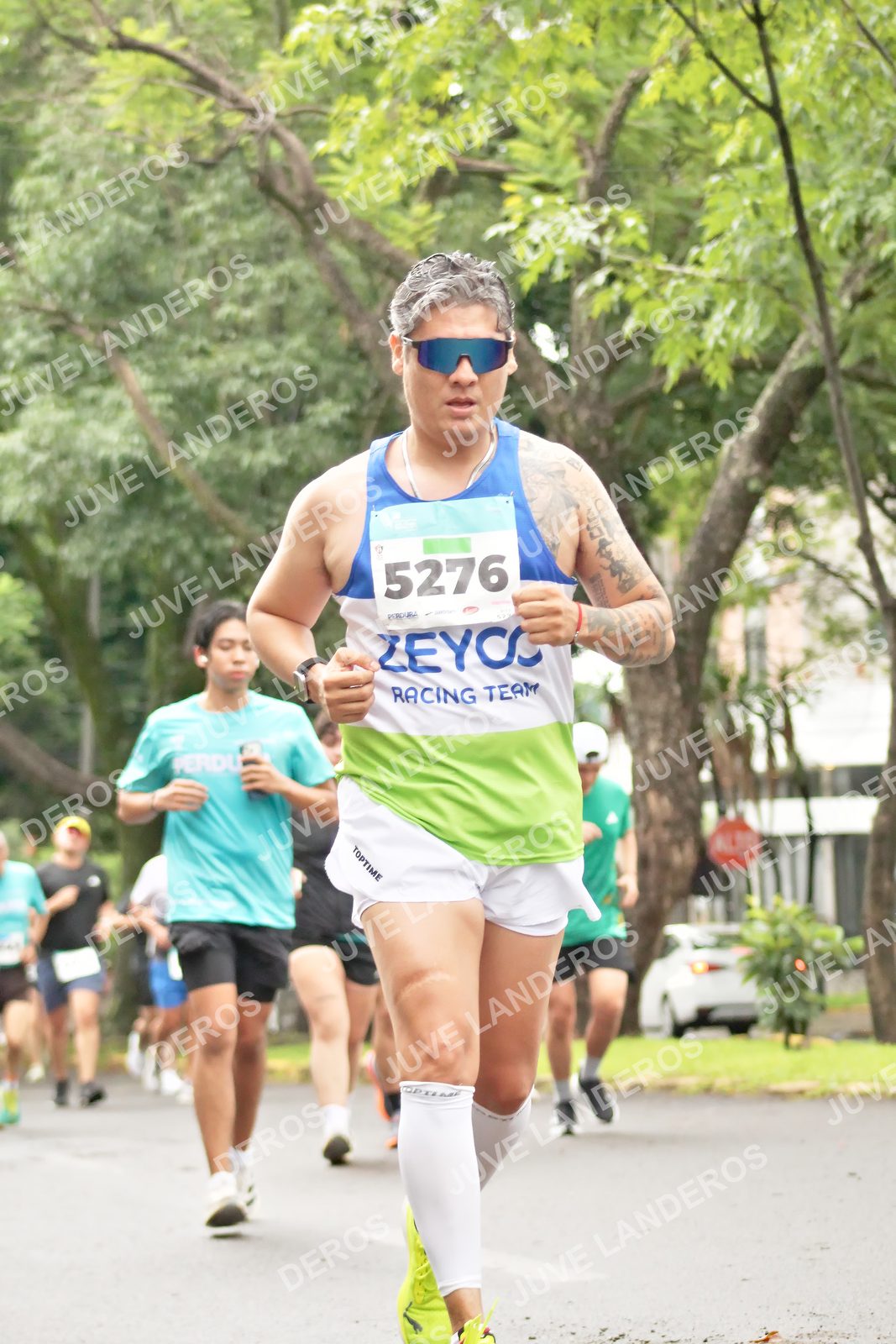 Foto del MEDIO MARATÓN ATLAS en Av. Patria, frente al Parque El Polvorín, Zapopan a las 08:44 · dorsal 5276
