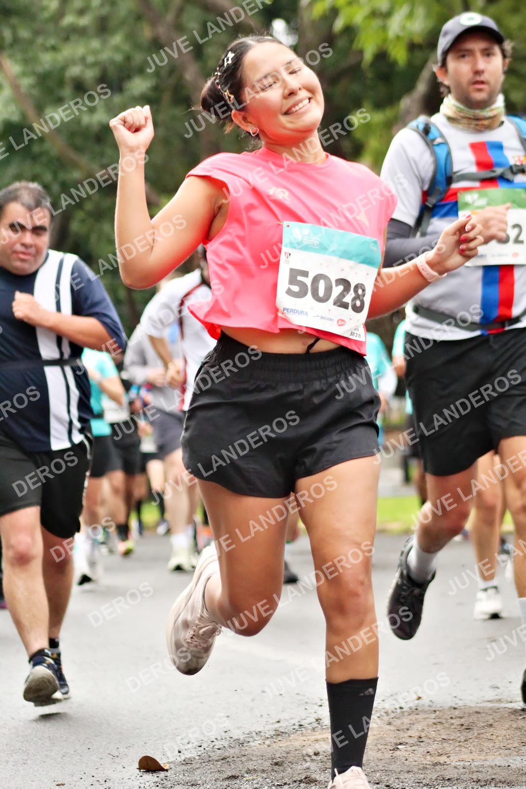 Foto del MEDIO MARATÓN ATLAS en Av. Patria, frente al Parque El Polvorín, Zapopan a las 08:32 · dorsal 5028, 2
