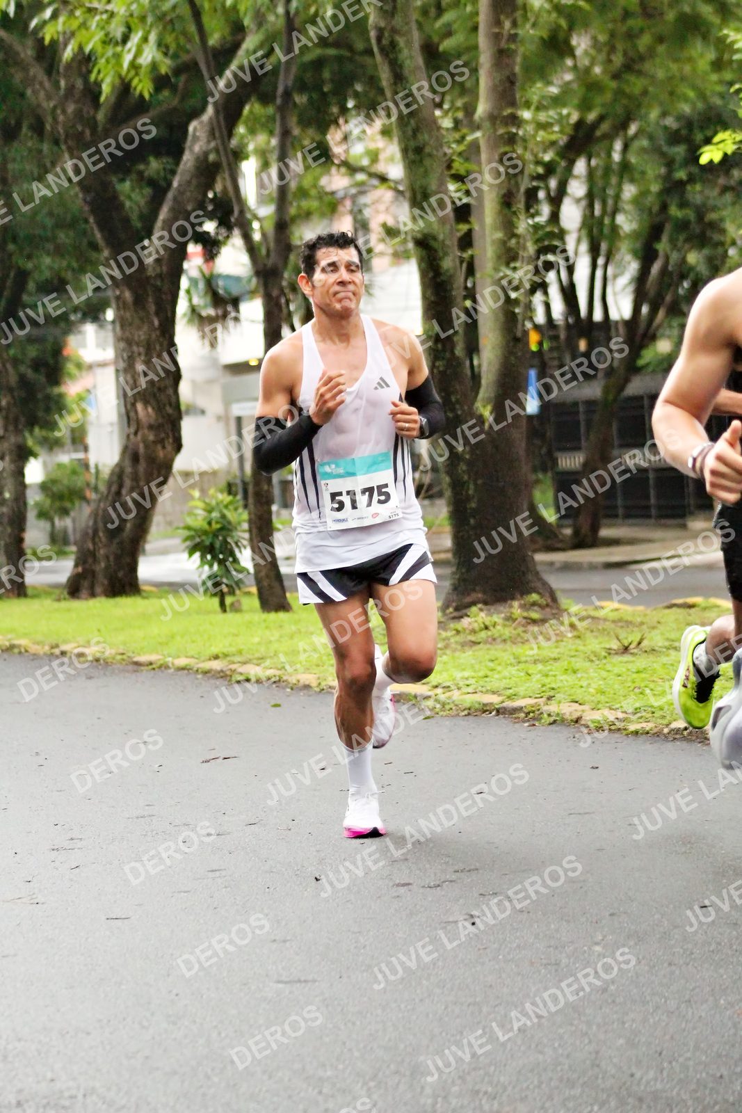 Foto del MEDIO MARATÓN ATLAS en Av. Patria, frente al Parque El Polvorín, Zapopan a las 08:00 · dorsal 5175