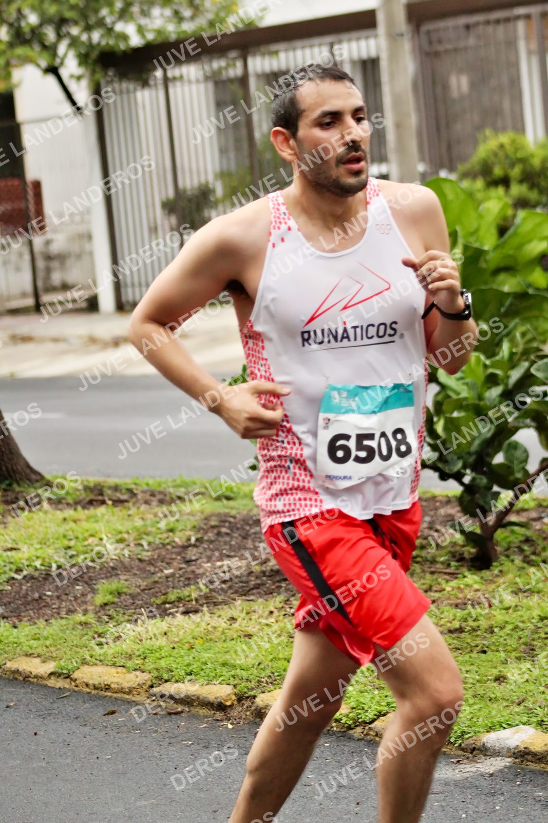 Foto del MEDIO MARATÓN ATLAS en Av. Patria, frente al Parque El Polvorín, Zapopan a las 08:07 · dorsal 6508