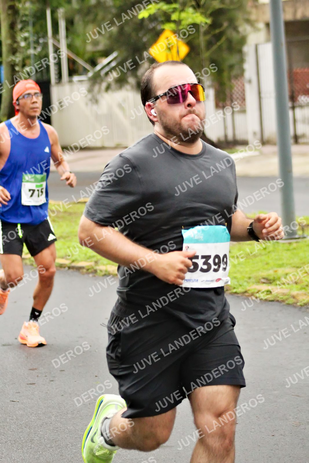 Foto del MEDIO MARATÓN ATLAS en Av. Patria, frente al Parque El Polvorín, Zapopan a las 08:17 · dorsal 715, 5399