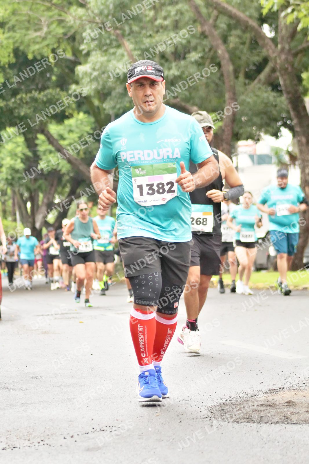 Foto del MEDIO MARATÓN ATLAS en Av. Patria, frente al Parque El Polvorín, Zapopan a las 08:43 · dorsal 268, 1382
