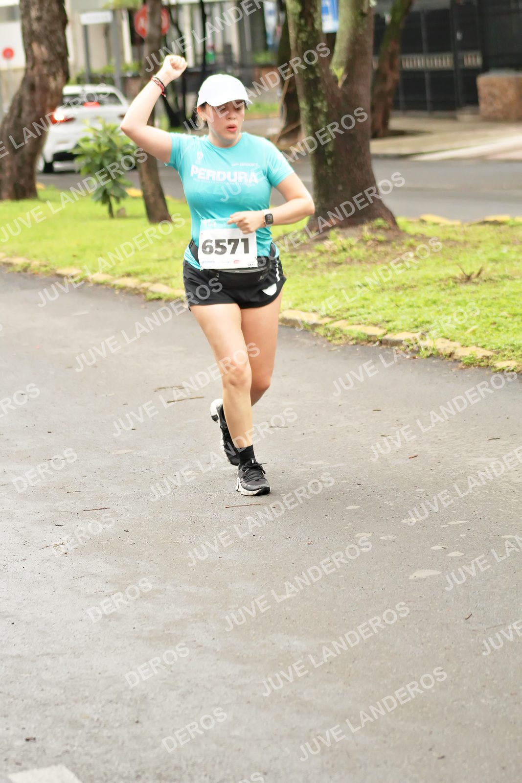 Foto del MEDIO MARATÓN ATLAS en Av. Patria, frente al Parque El Polvorín, Zapopan a las 09:03 · dorsal 6571