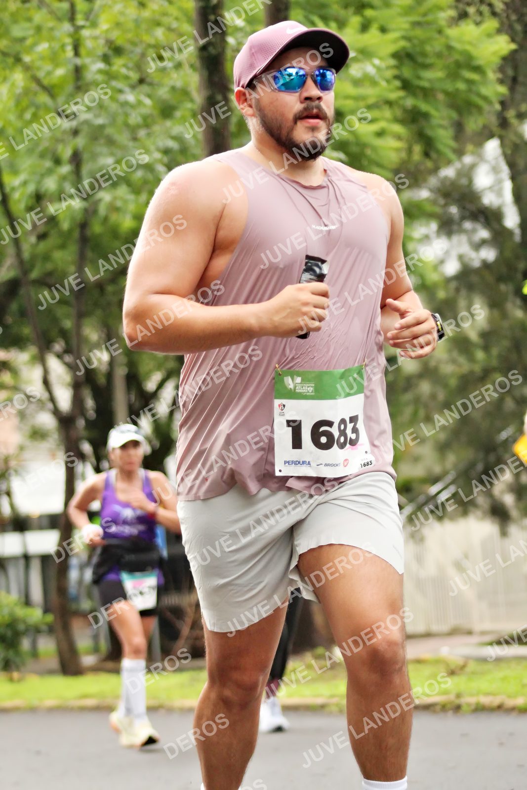 Foto del MEDIO MARATÓN ATLAS en Av. Patria, frente al Parque El Polvorín, Zapopan a las 08:37 · dorsal 1683