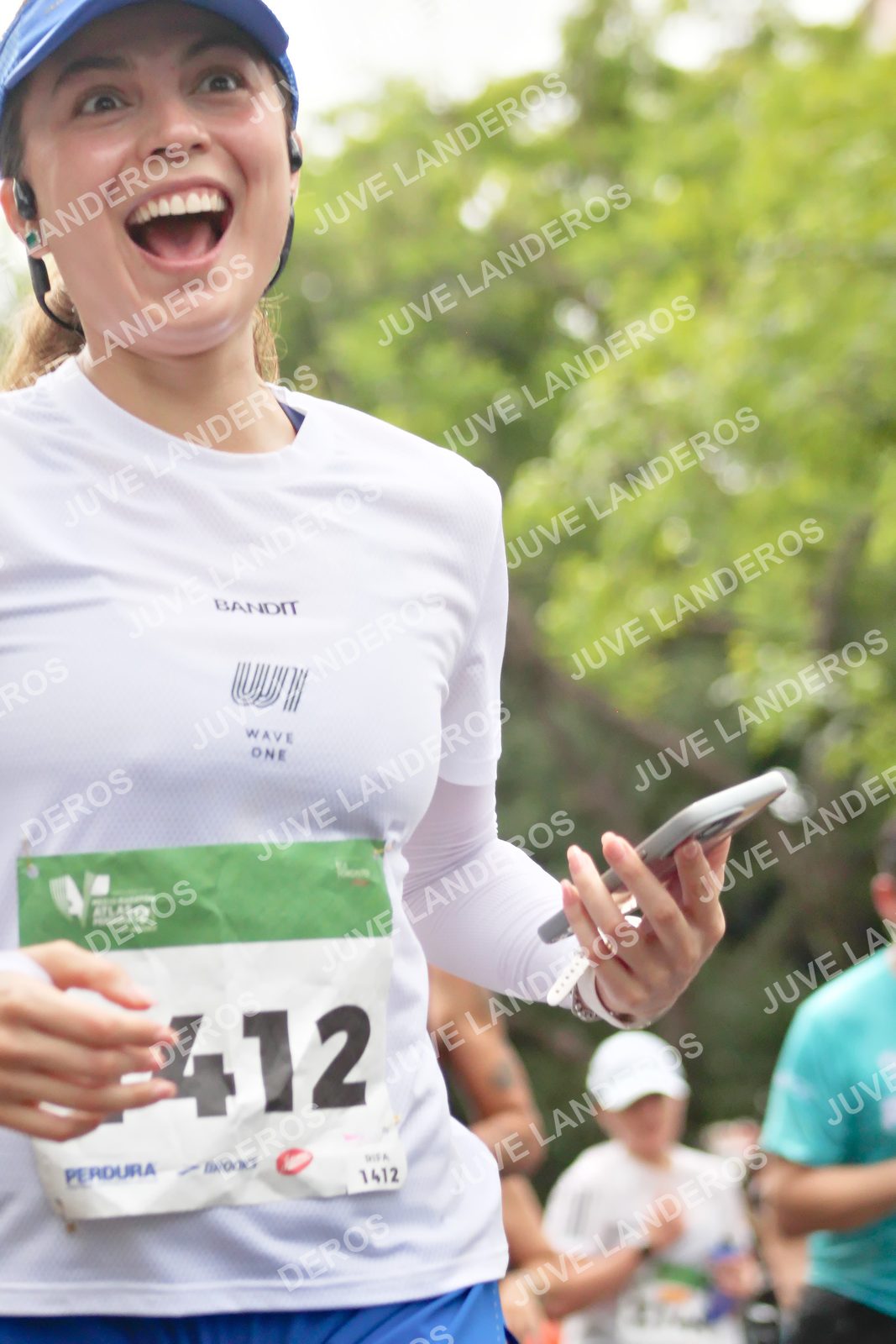 Foto del MEDIO MARATÓN ATLAS en Av. Patria, frente al Parque El Polvorín, Zapopan a las 08:38 · dorsal 412, 1412