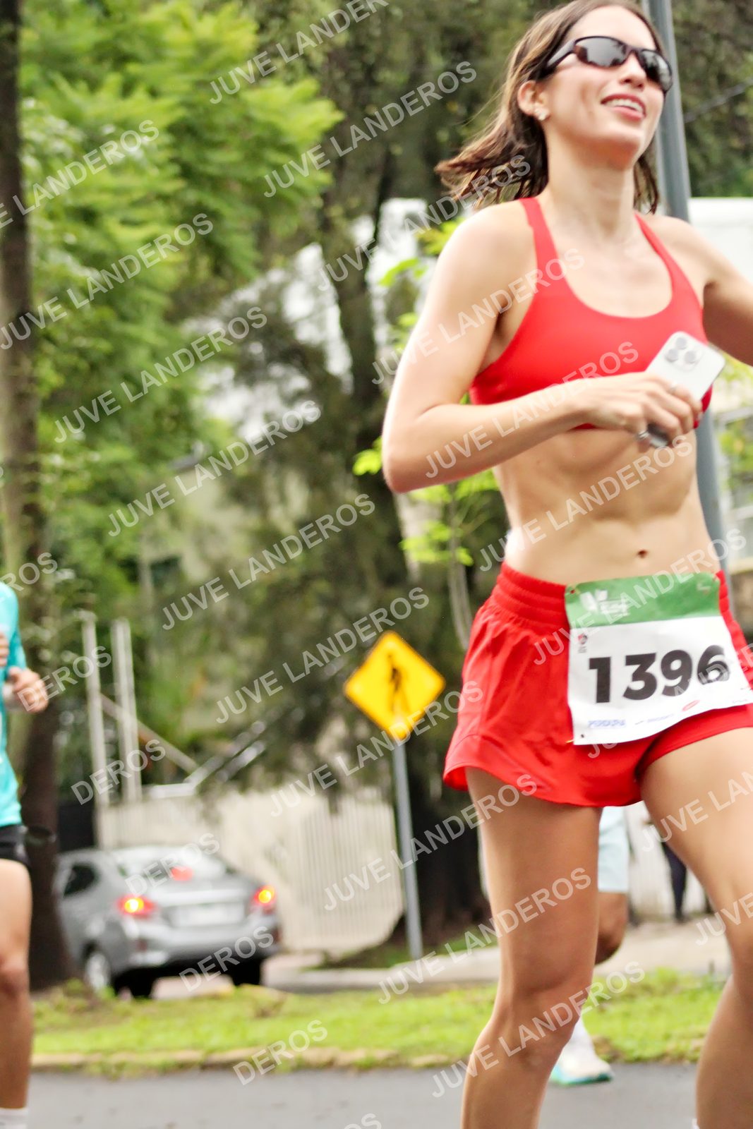 Foto del MEDIO MARATÓN ATLAS en Av. Patria, frente al Parque El Polvorín, Zapopan a las 08:26 · dorsal 1396