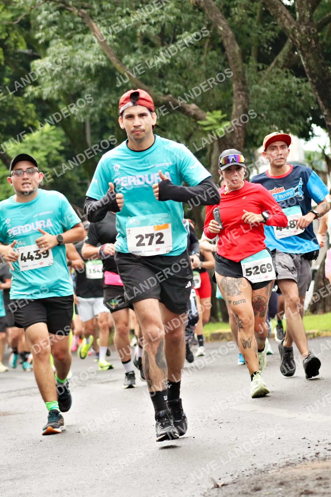 Foto del MEDIO MARATÓN ATLAS en Av. Patria, frente al Parque El Polvorín, Zapopan a las 08:30 · dorsal 272, 5269, 4439, 154