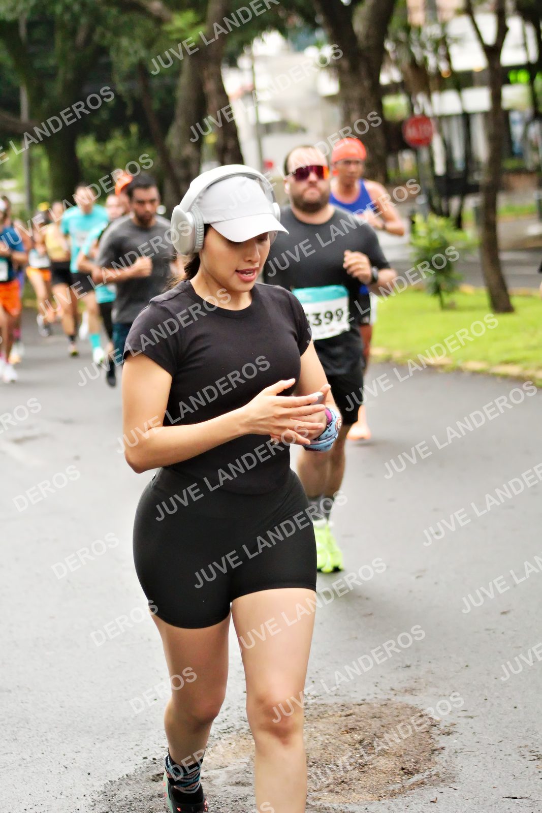 Foto del MEDIO MARATÓN ATLAS en Av. Patria, frente al Parque El Polvorín, Zapopan a las 08:17 · dorsal 399