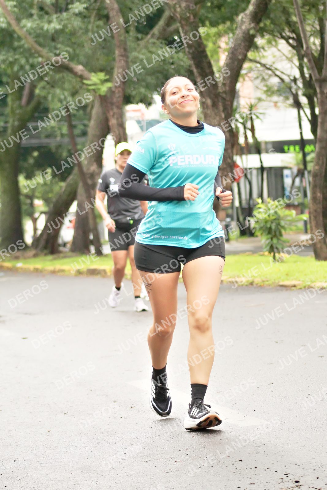 Foto del MEDIO MARATÓN ATLAS en Av. Patria, frente al Parque El Polvorín, Zapopan a las 08:53