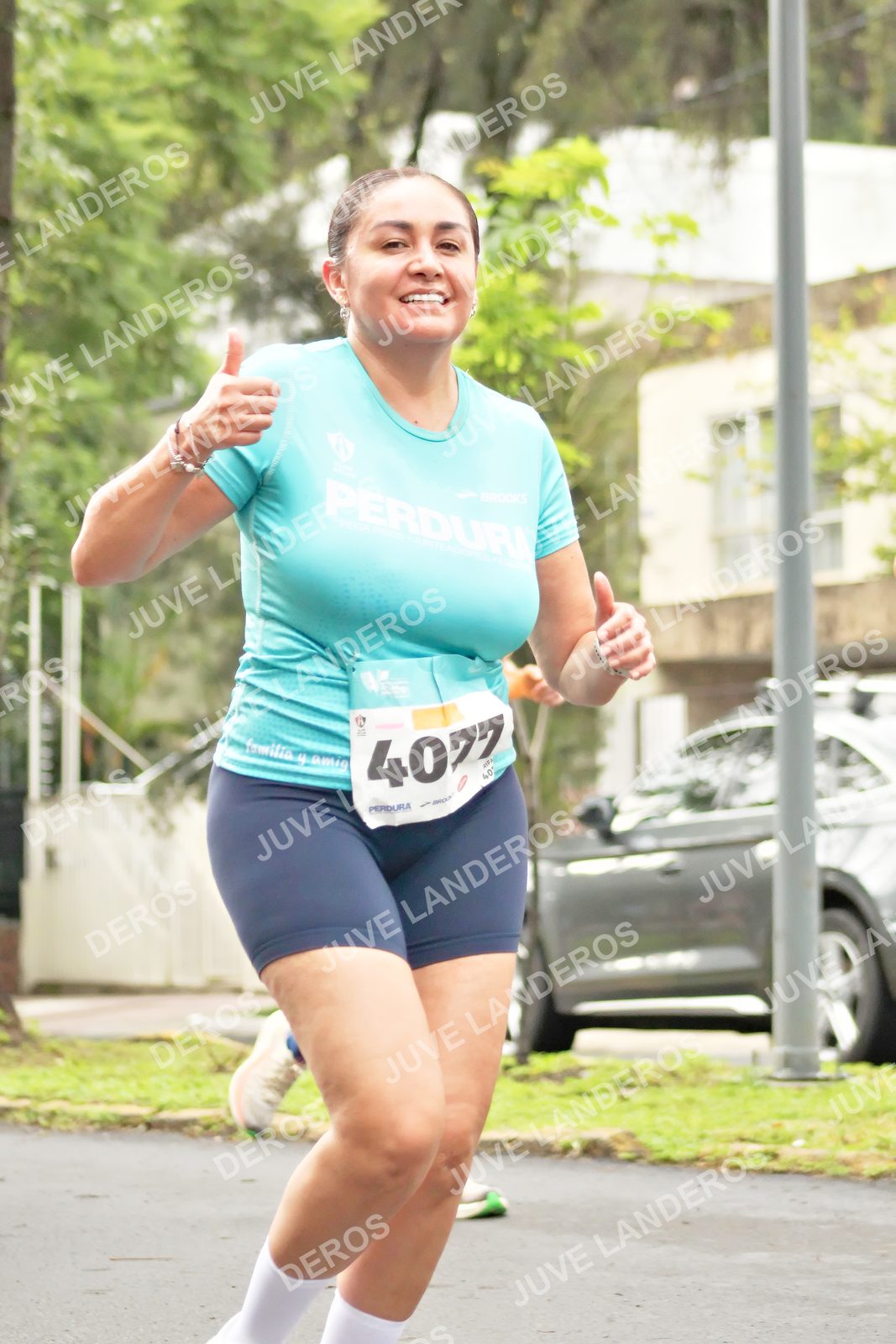 Foto del MEDIO MARATÓN ATLAS en Av. Patria, frente al Parque El Polvorín, Zapopan a las 08:39 · dorsal 4077, 40
