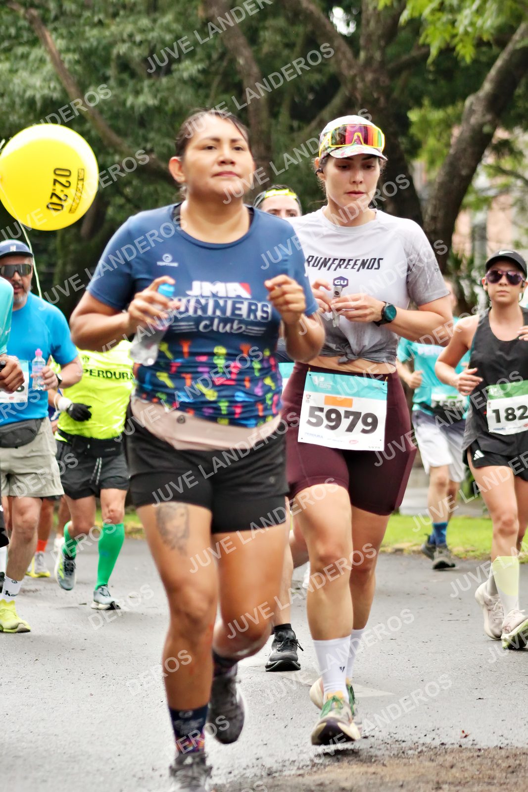 Foto del MEDIO MARATÓN ATLAS en Av. Patria, frente al Parque El Polvorín, Zapopan a las 08:33 · dorsal 5979, 182