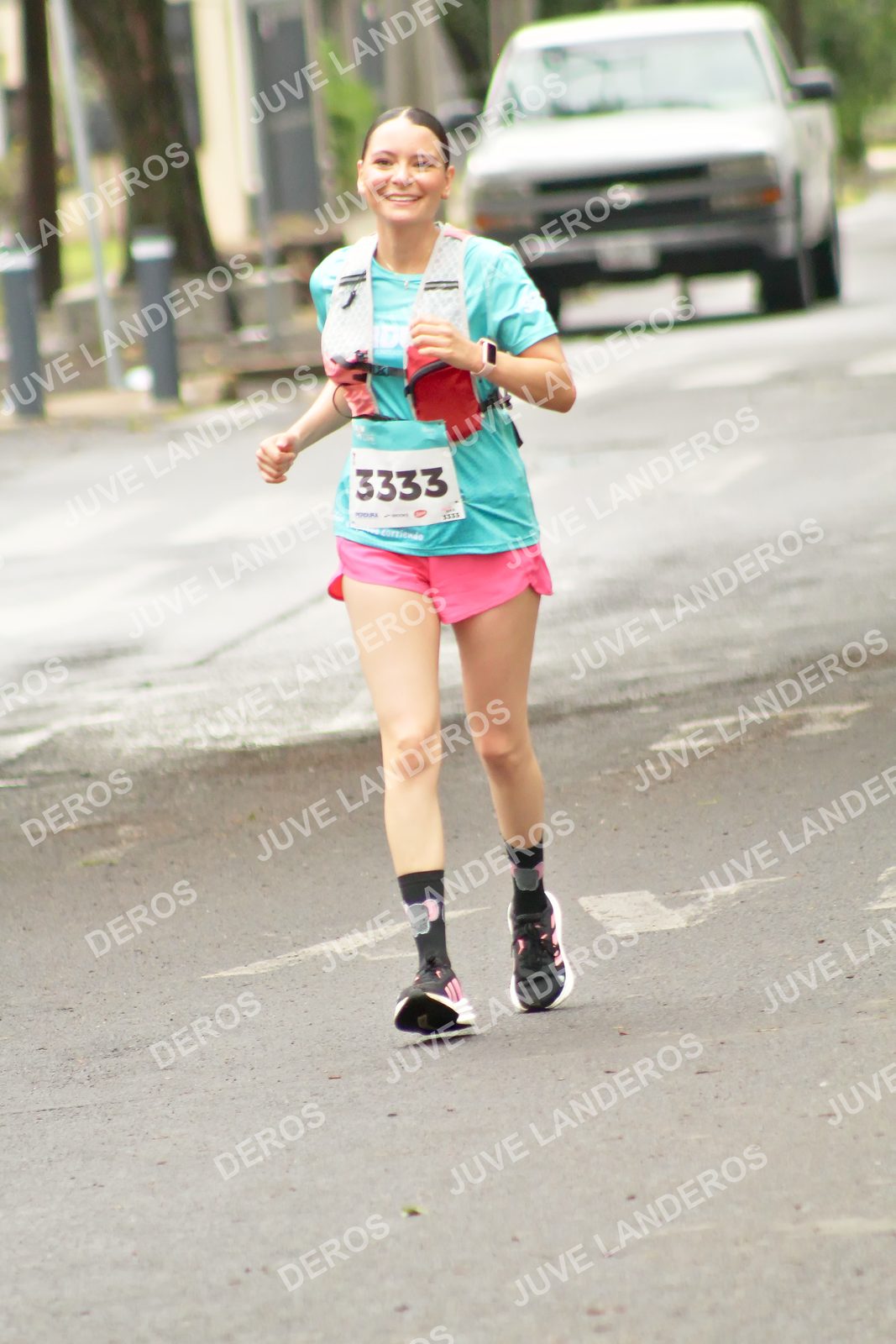 Foto del MEDIO MARATÓN ATLAS en Av. Patria, frente al Parque El Polvorín, Zapopan a las 09:06 · dorsal 3333