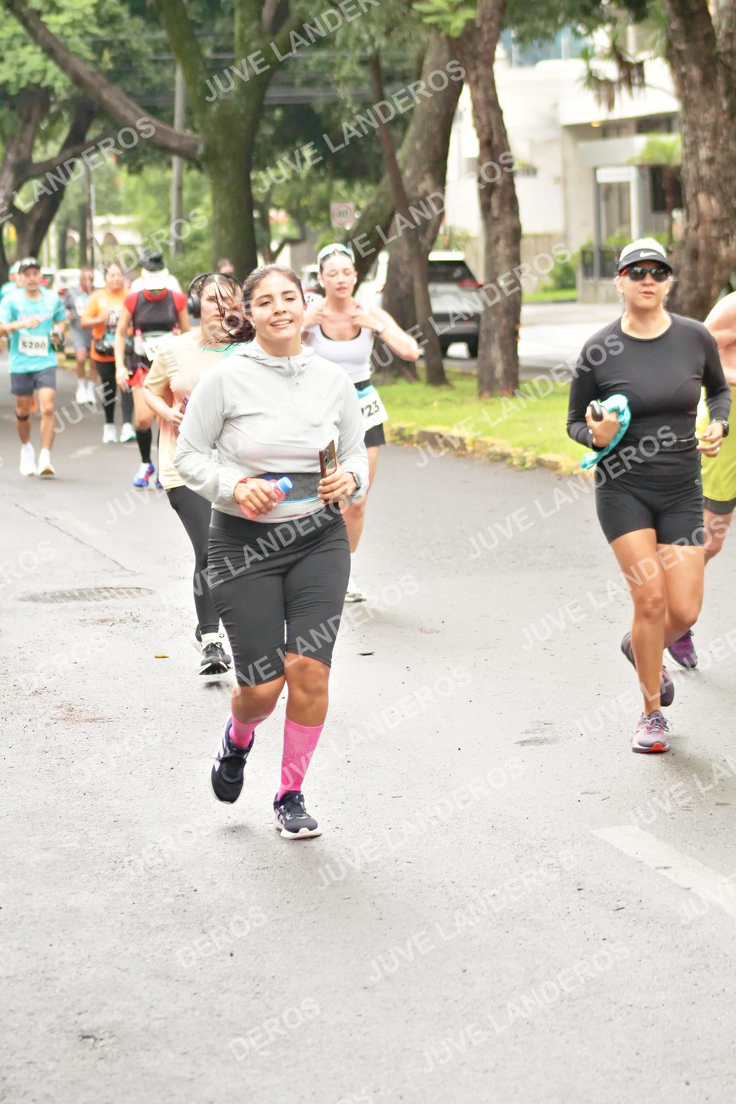 Foto del MEDIO MARATÓN ATLAS en Av. Patria, frente al Parque El Polvorín, Zapopan a las 08:50 · dorsal 5280