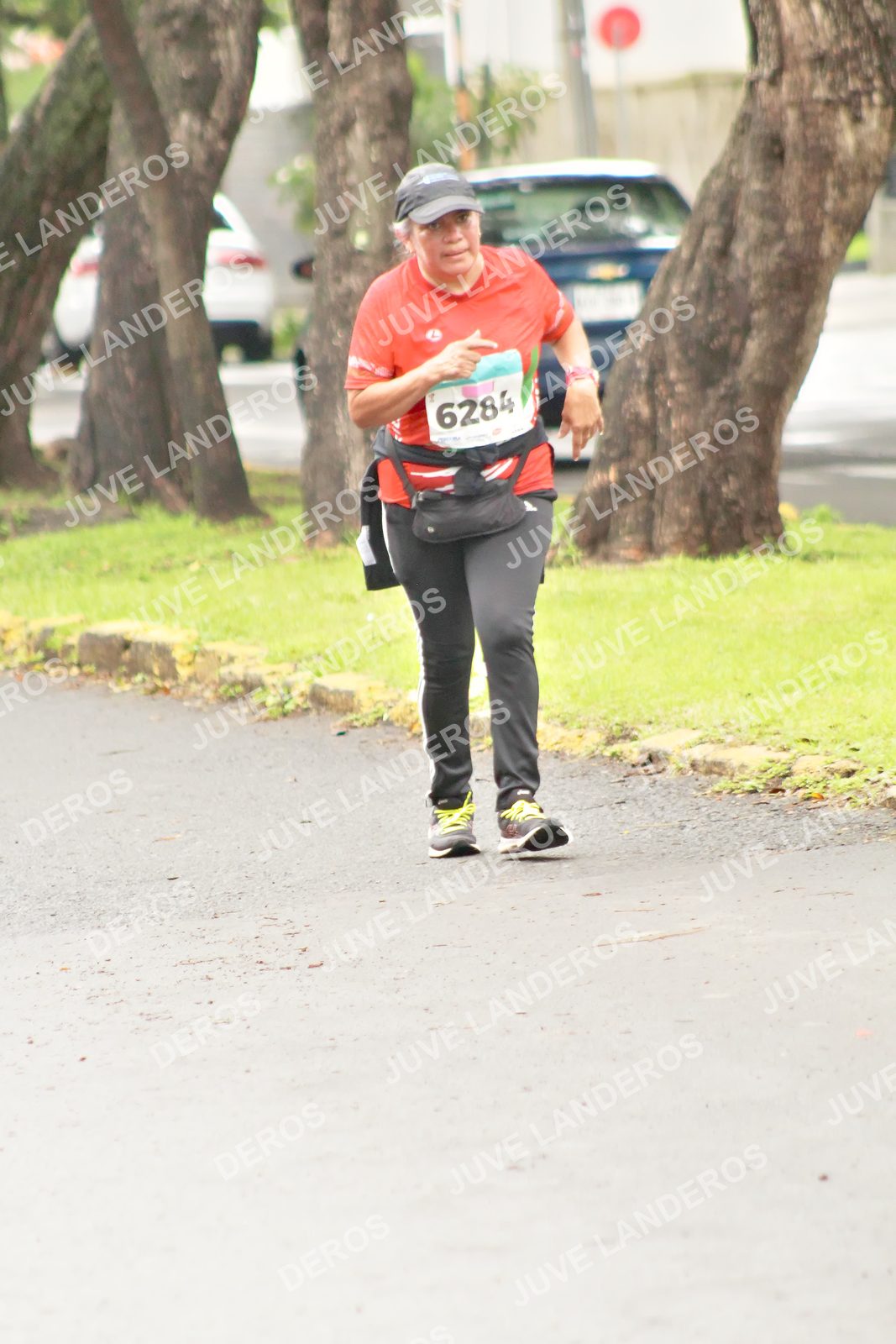 Foto del MEDIO MARATÓN ATLAS en Av. Patria, frente al Parque El Polvorín, Zapopan a las 08:58 · dorsal 6284