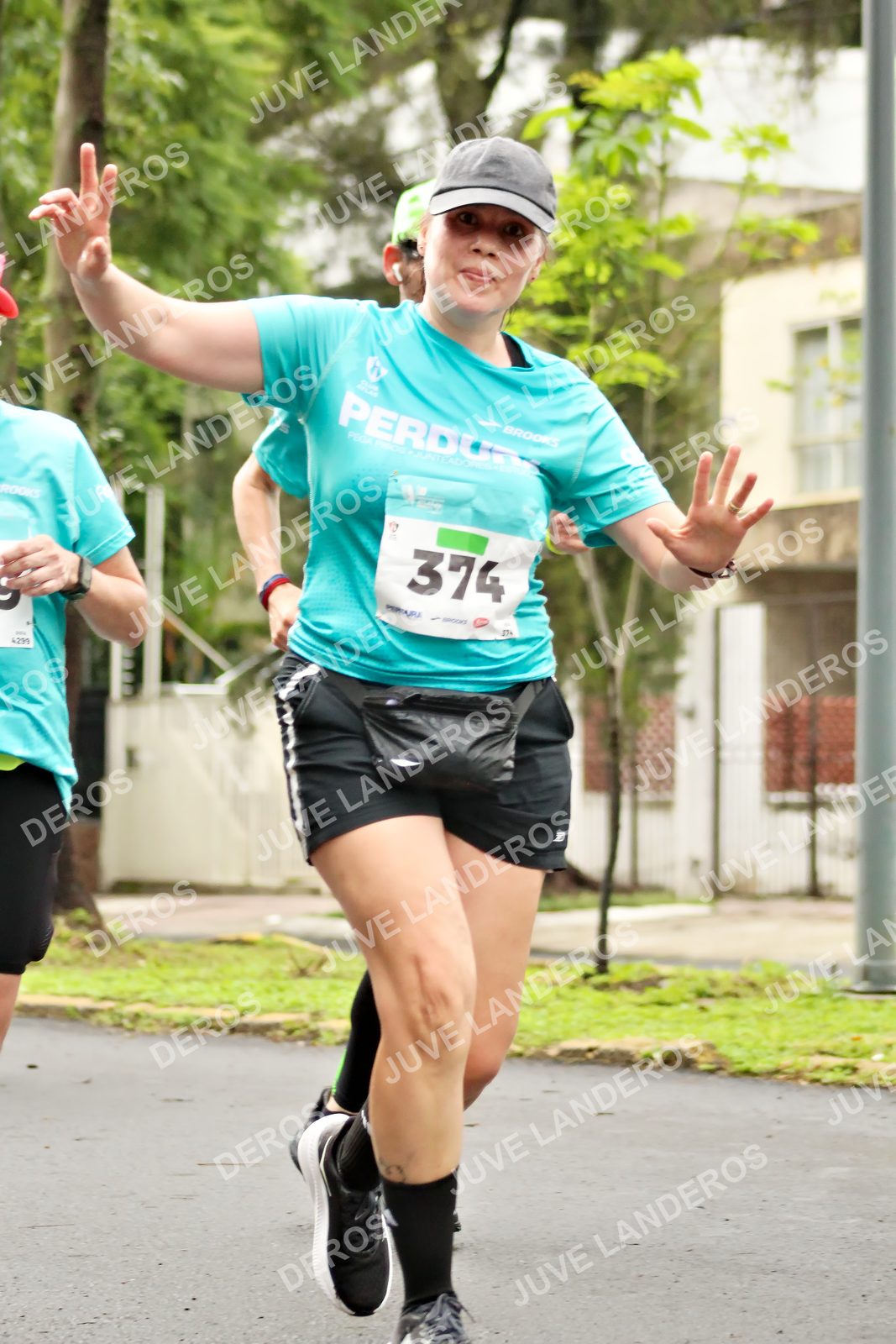 Foto del MEDIO MARATÓN ATLAS en Av. Patria, frente al Parque El Polvorín, Zapopan a las 08:41 · dorsal 374