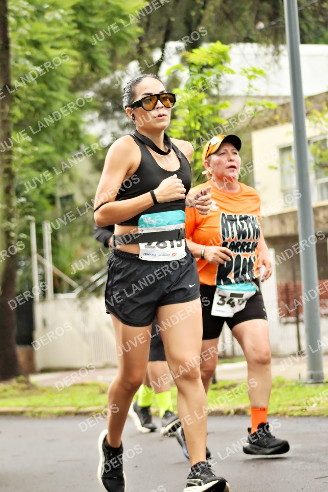Foto del MEDIO MARATÓN ATLAS en Av. Patria, frente al Parque El Polvorín, Zapopan a las 08:41 · dorsal 34