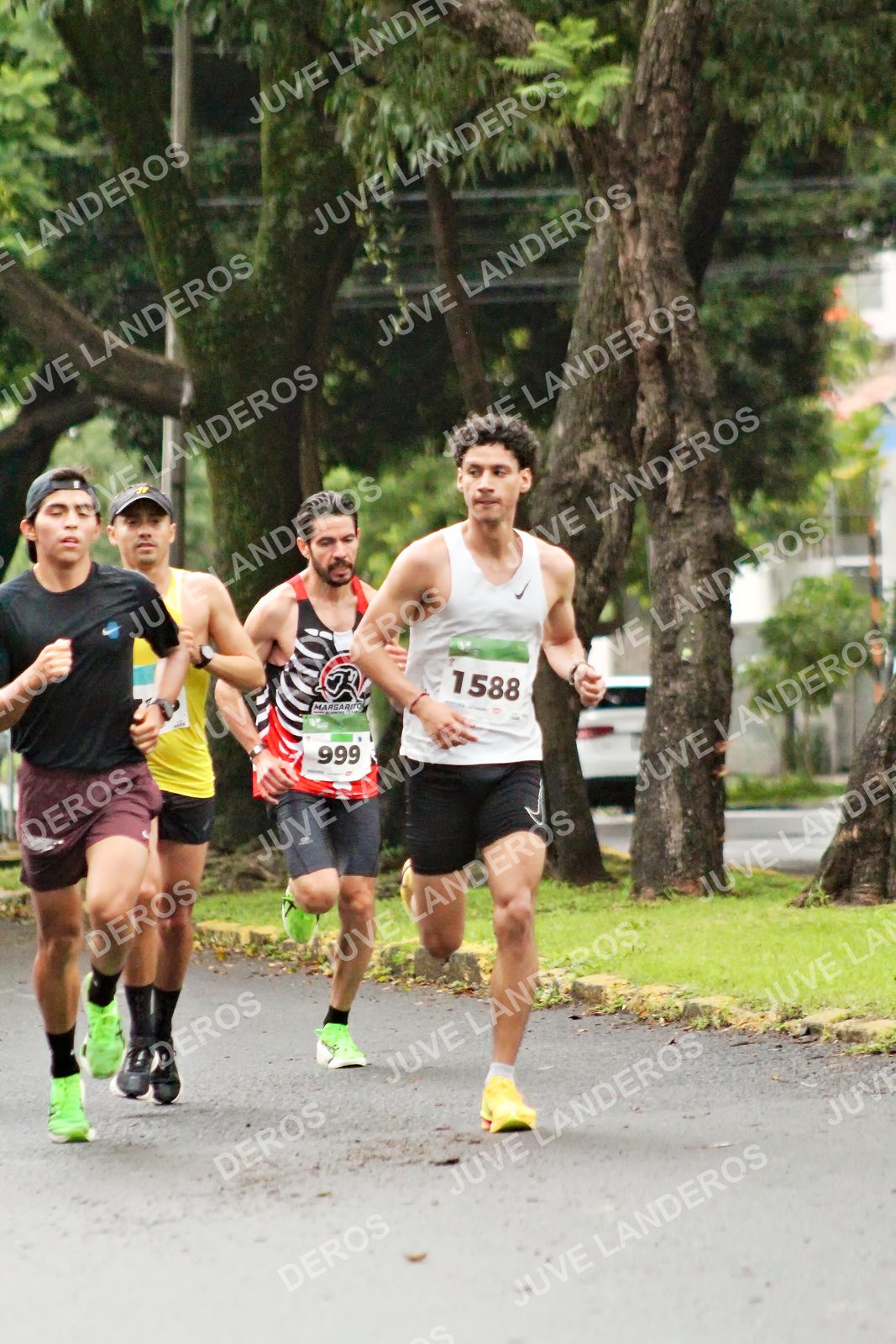 Foto del MEDIO MARATÓN ATLAS en Av. Patria, frente al Parque El Polvorín, Zapopan a las 08:00 · dorsal 999, 1588
