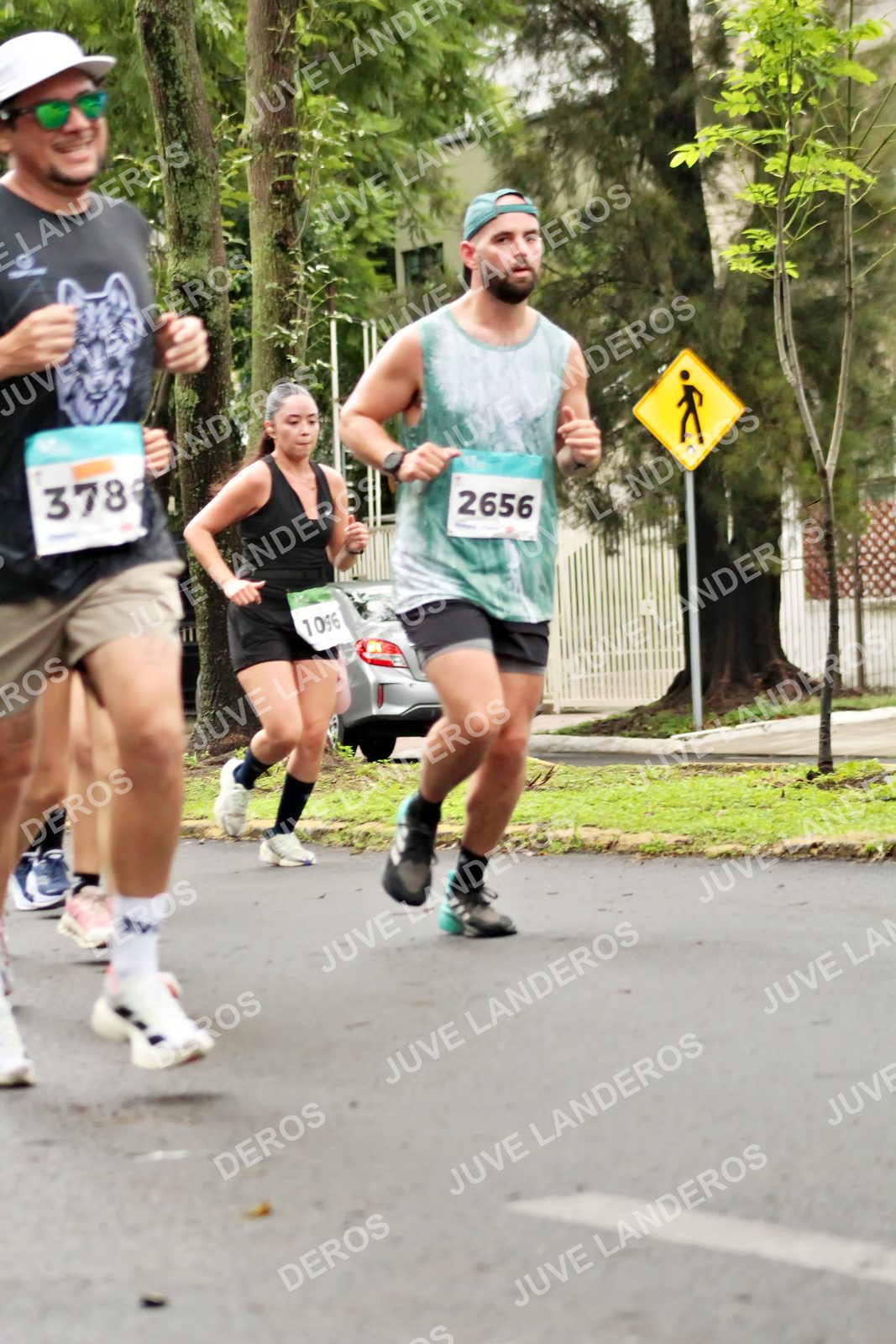 Foto del MEDIO MARATÓN ATLAS en Av. Patria, frente al Parque El Polvorín, Zapopan a las 08:25 · dorsal 2656, 1096