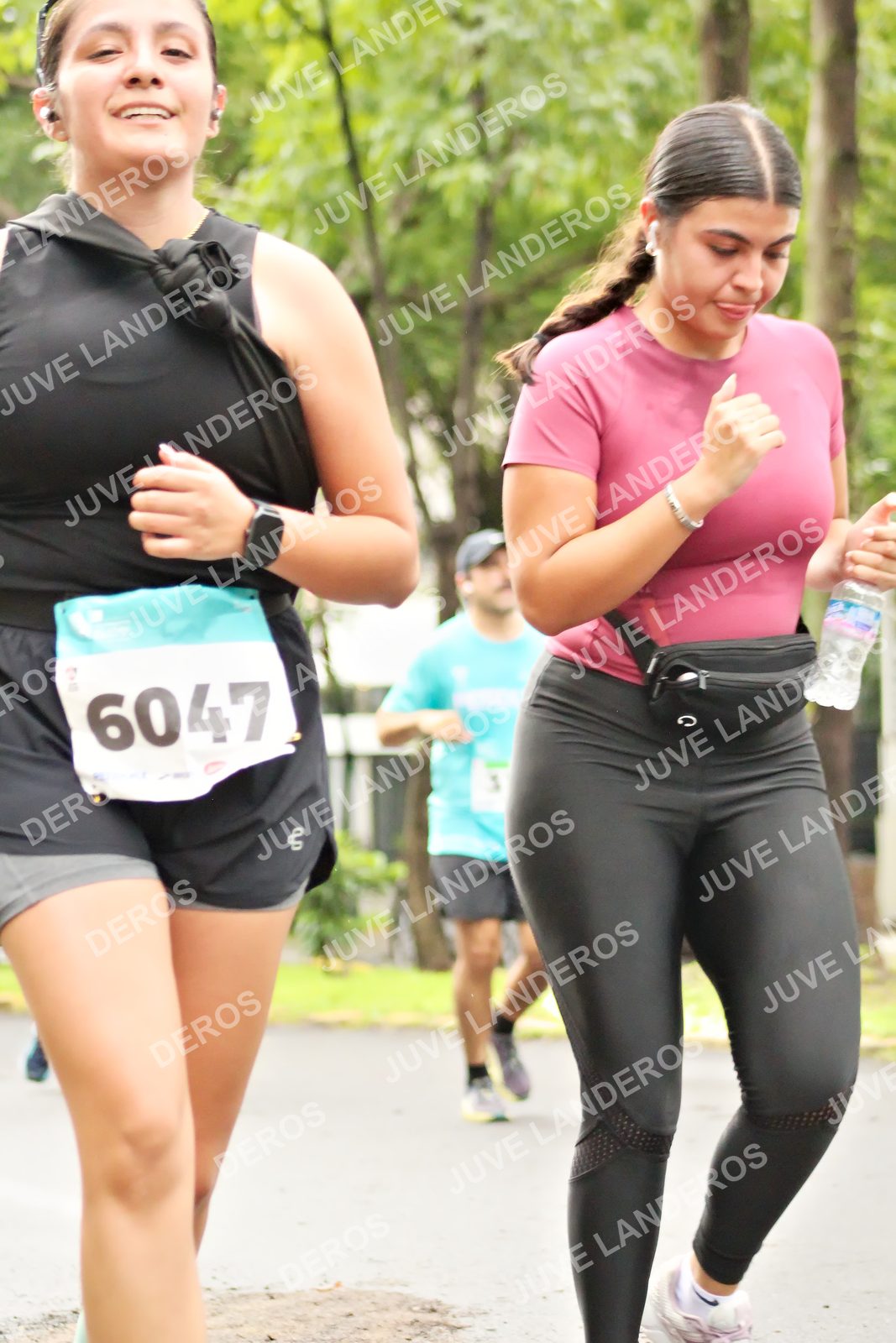 Foto del MEDIO MARATÓN ATLAS en Av. Patria, frente al Parque El Polvorín, Zapopan a las 08:48 · dorsal 6047