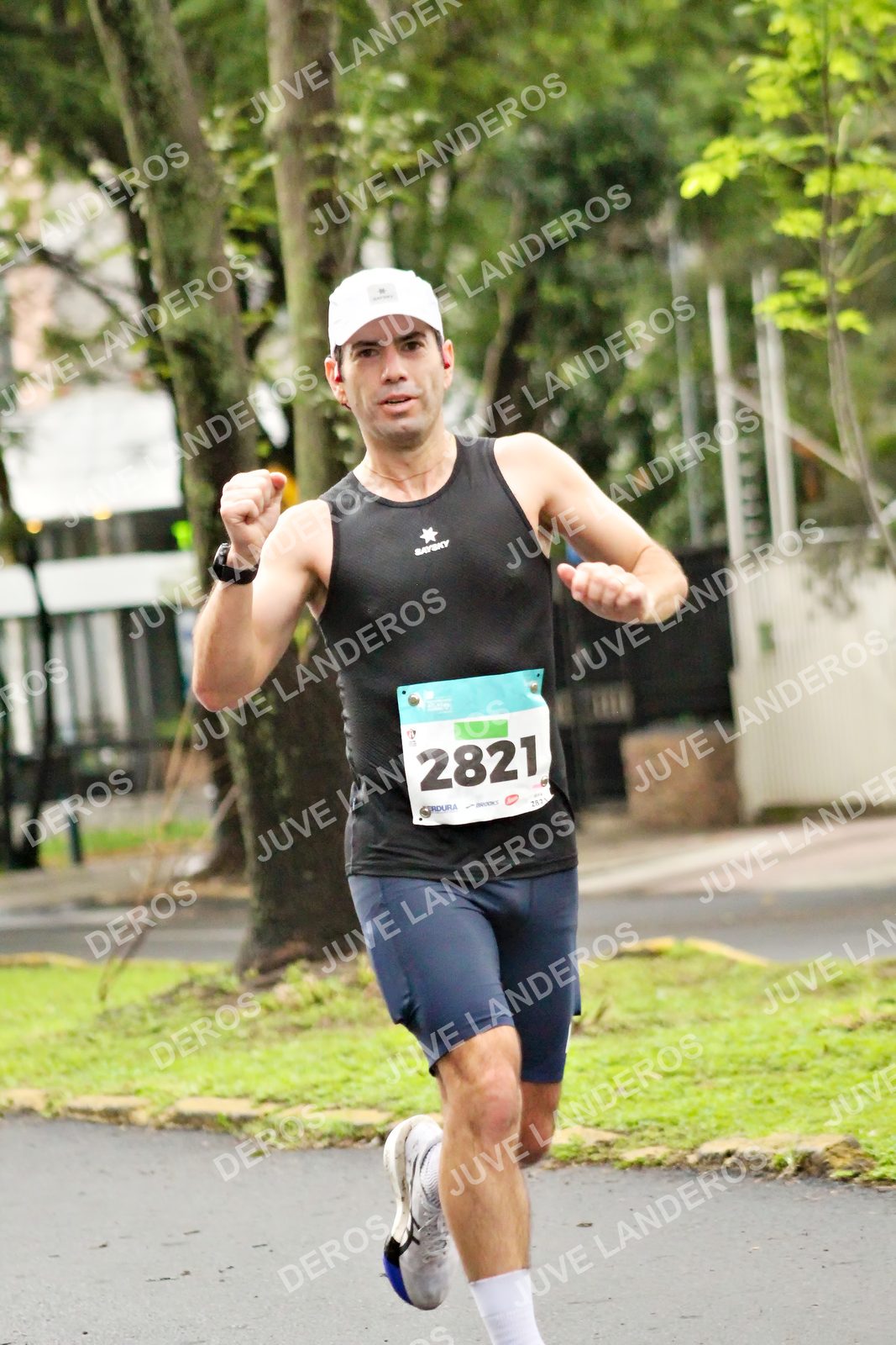 Foto del MEDIO MARATÓN ATLAS en Av. Patria, frente al Parque El Polvorín, Zapopan a las 08:08 · dorsal 2821