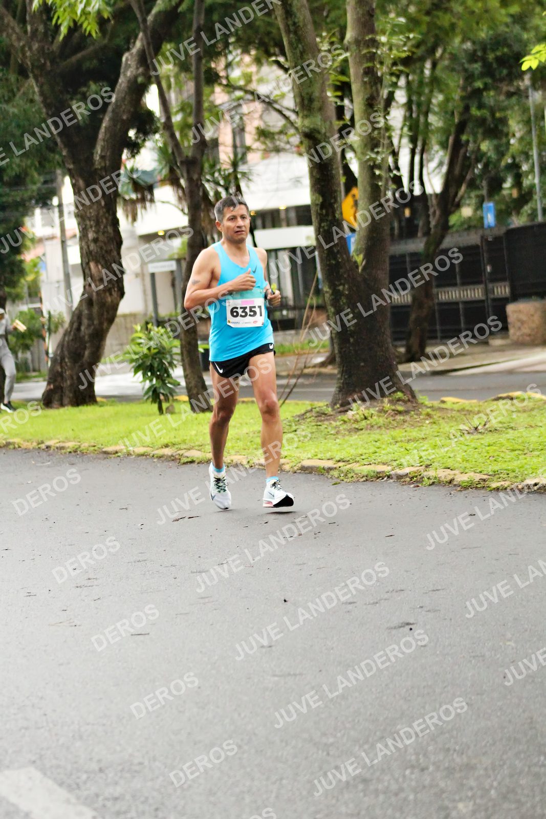 Foto del MEDIO MARATÓN ATLAS en Av. Patria, frente al Parque El Polvorín, Zapopan a las 08:05 · dorsal 6351