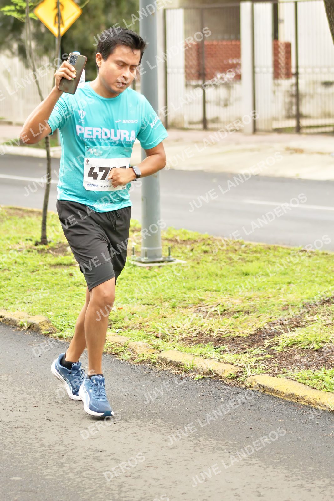 Foto del MEDIO MARATÓN ATLAS en Av. Patria, frente al Parque El Polvorín, Zapopan a las 09:09 · dorsal 47