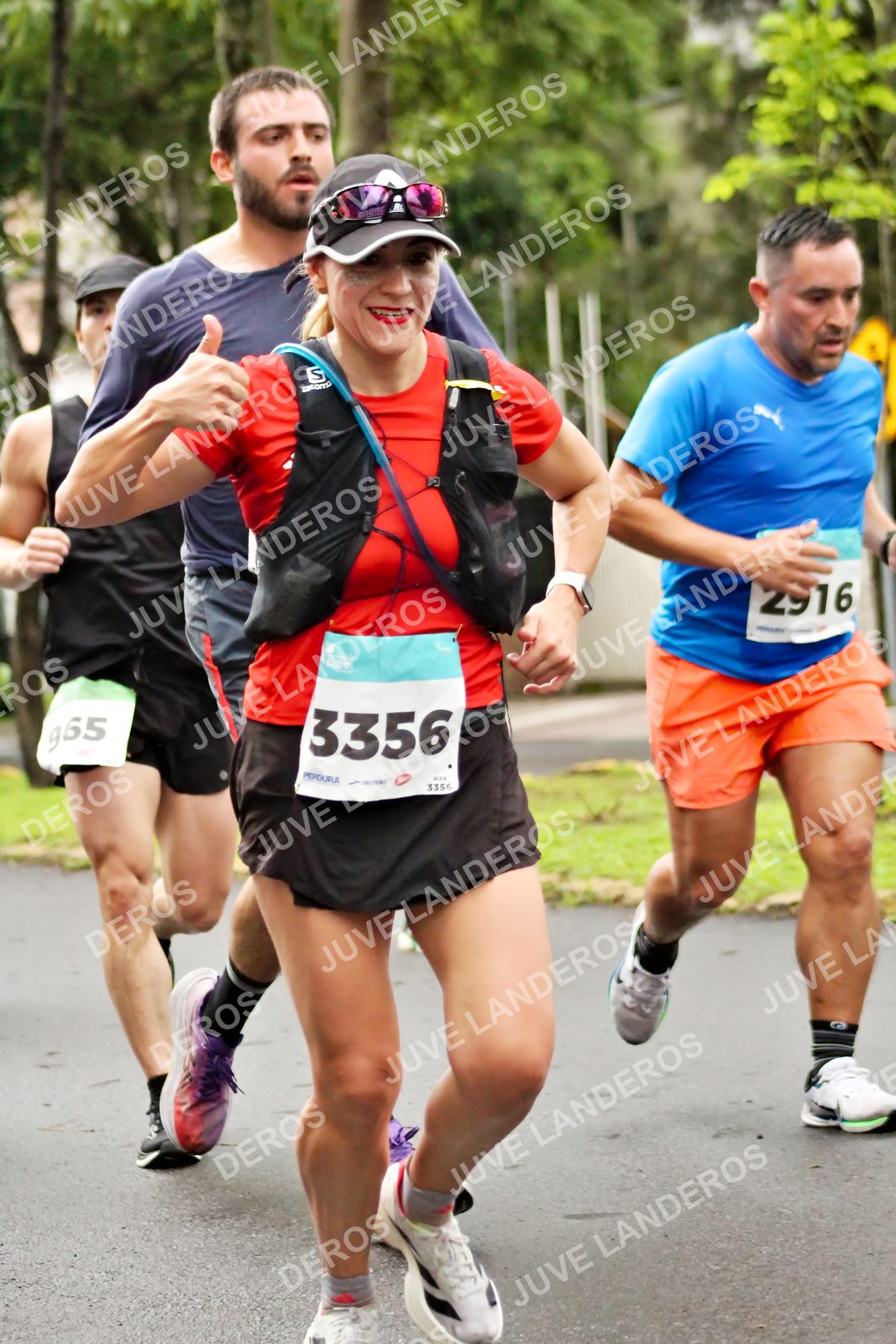 Foto del MEDIO MARATÓN ATLAS en Av. Patria, frente al Parque El Polvorín, Zapopan a las 08:16 · dorsal 3356, 2916, 965