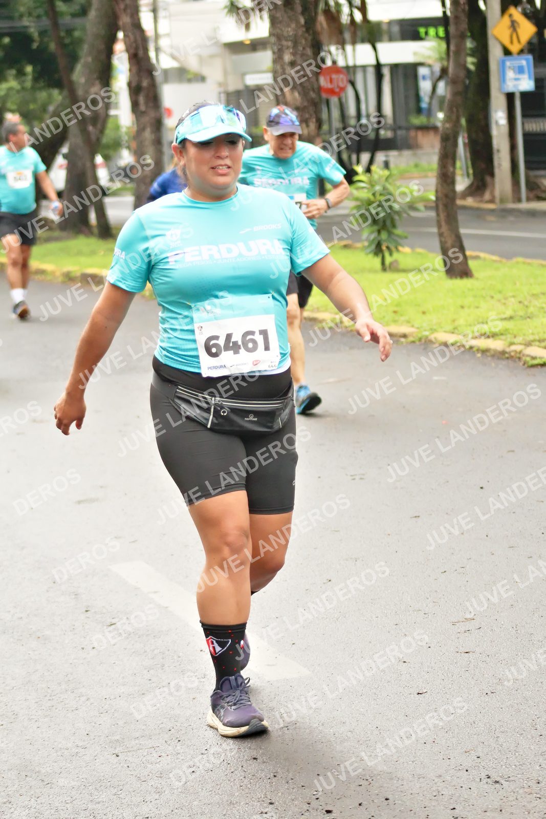 Foto del MEDIO MARATÓN ATLAS en Av. Patria, frente al Parque El Polvorín, Zapopan a las 08:51 · dorsal 6461