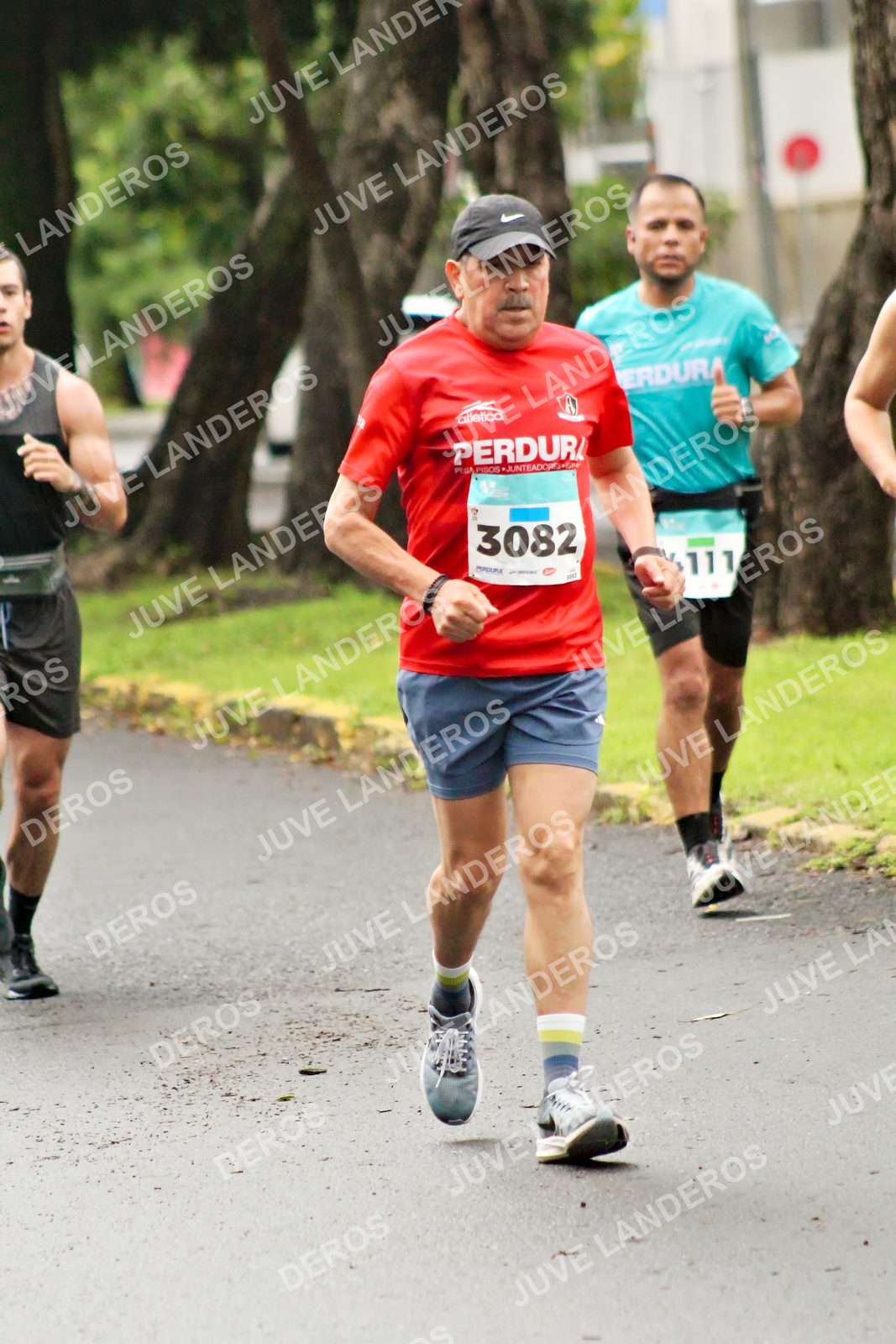 Foto del MEDIO MARATÓN ATLAS en Av. Patria, frente al Parque El Polvorín, Zapopan a las 08:10 · dorsal 3082, 111