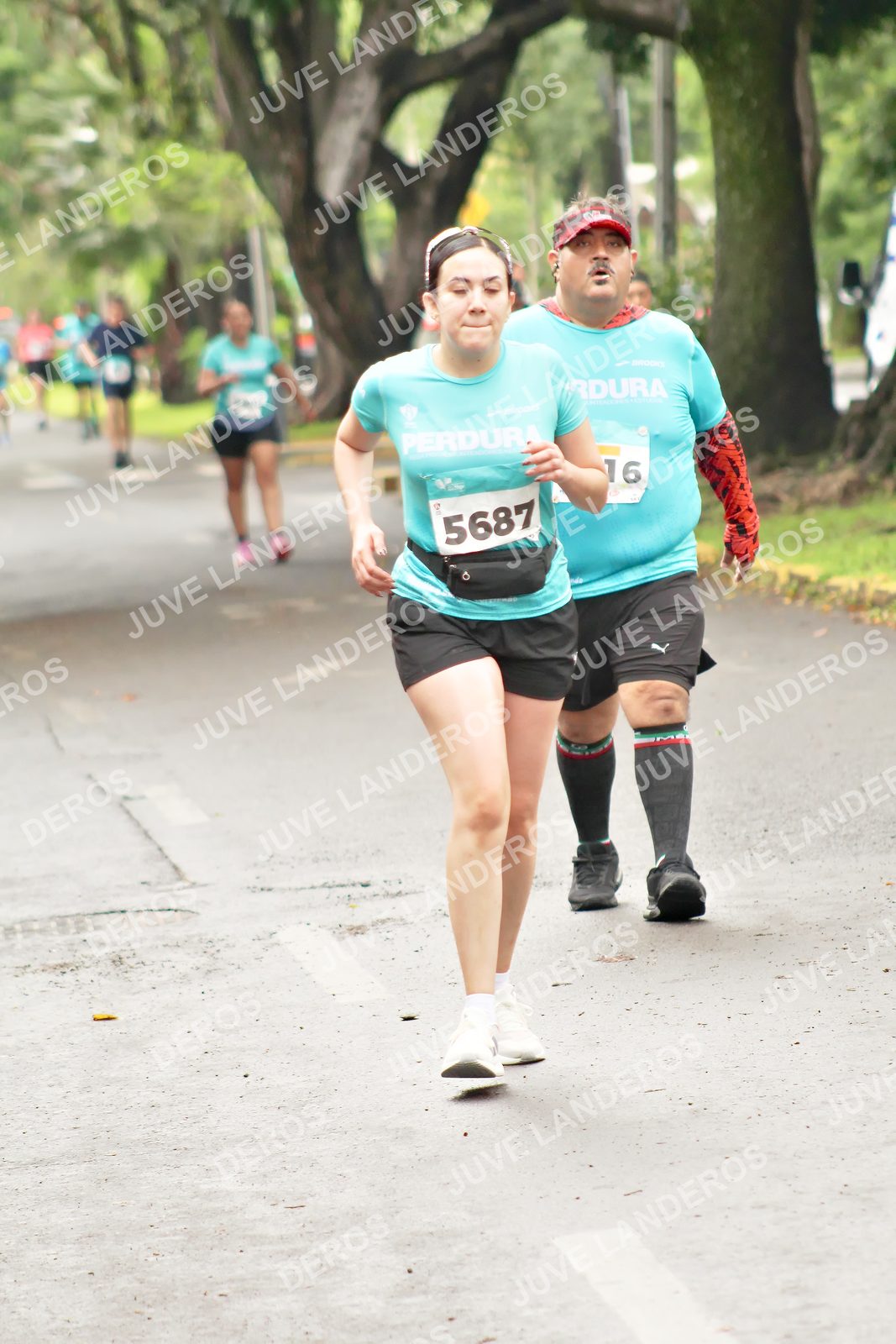 Foto del MEDIO MARATÓN ATLAS en Av. Patria, frente al Parque El Polvorín, Zapopan a las 09:04 · dorsal 5687, 16