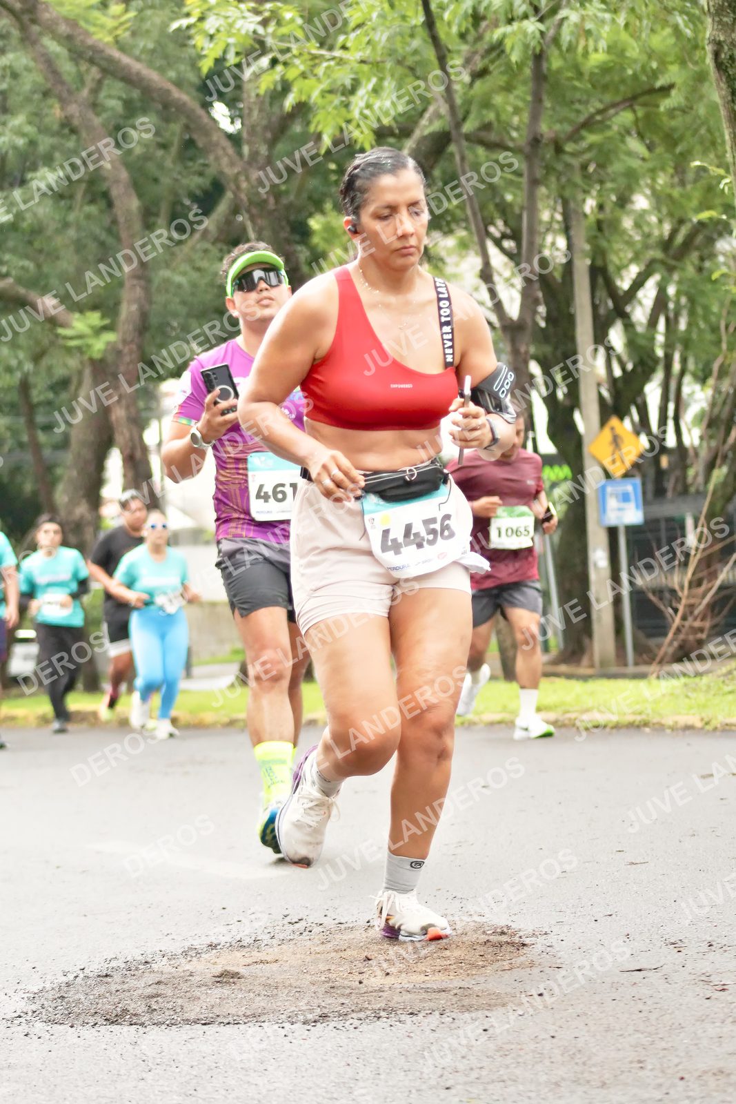 Foto del MEDIO MARATÓN ATLAS en Av. Patria, frente al Parque El Polvorín, Zapopan a las 08:47 · dorsal 1065