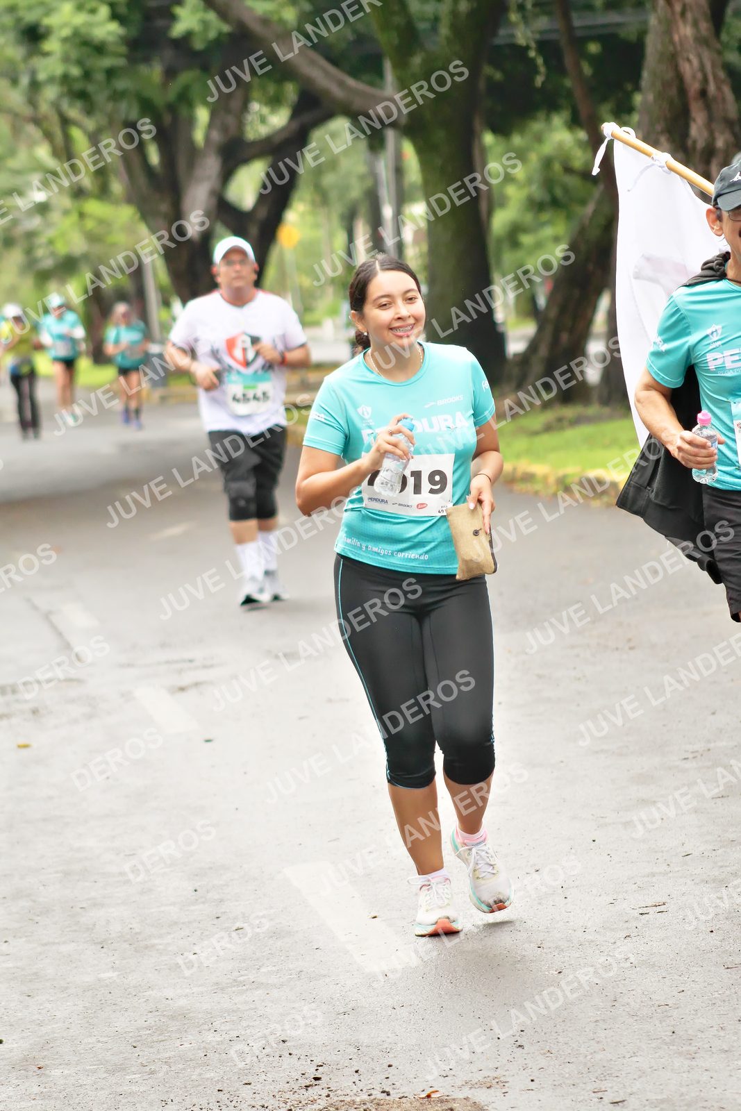 Foto del MEDIO MARATÓN ATLAS en Av. Patria, frente al Parque El Polvorín, Zapopan a las 09:02 · dorsal 4545